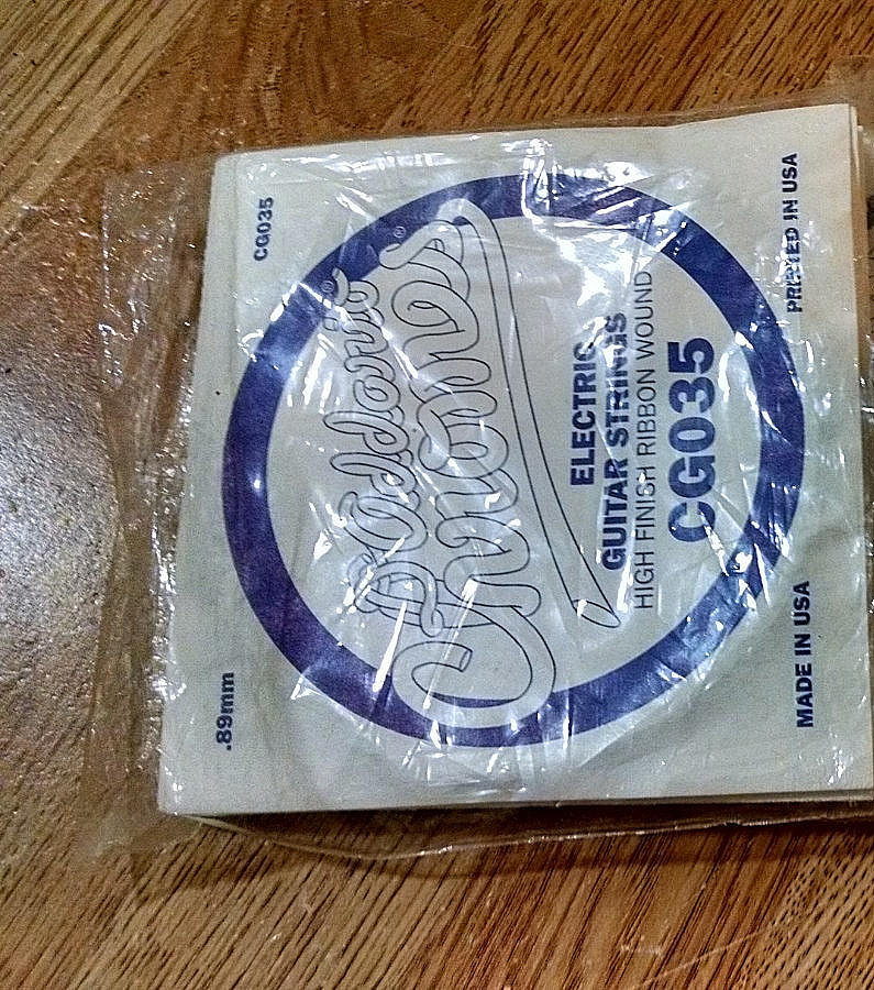 D'Addario Chrome flats .35 gauge 6 pack