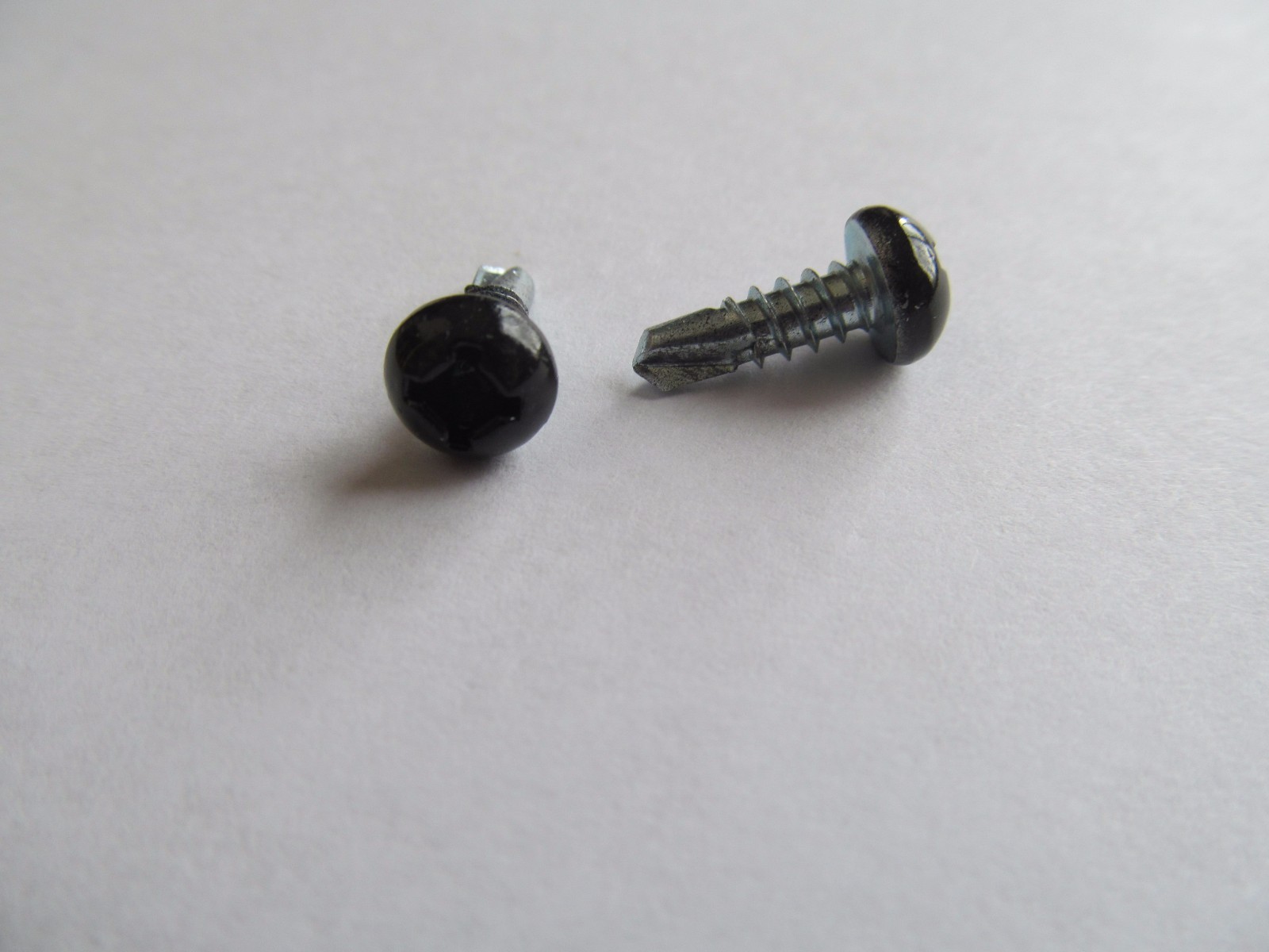 300 Pan Black Head Screw #8 x 1/2" Quad Drive Self Tap Drill Screws Cargo RV