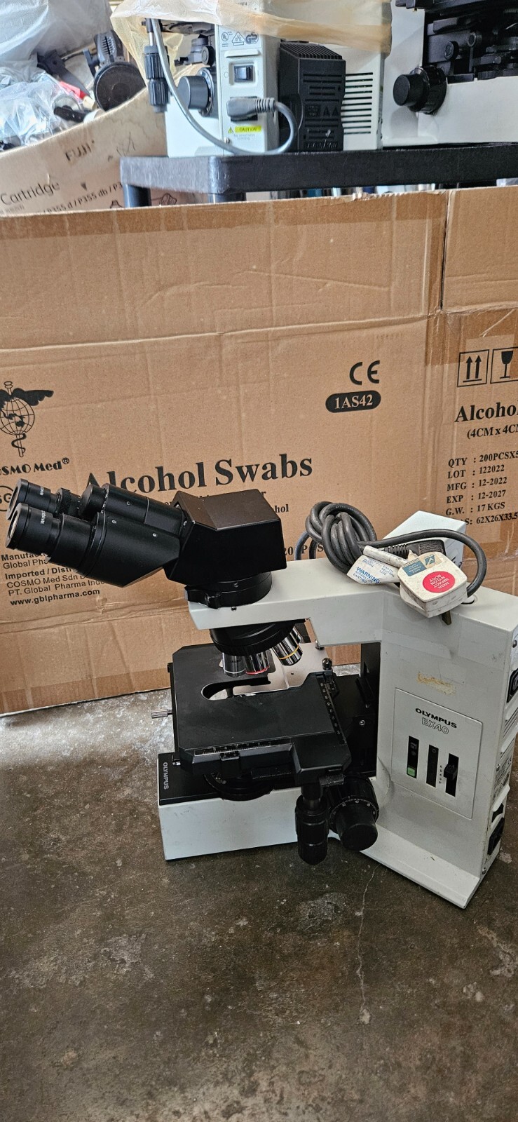 Olympus BX40F4 Microscope  with 5 objectives, s/n 8H10441
