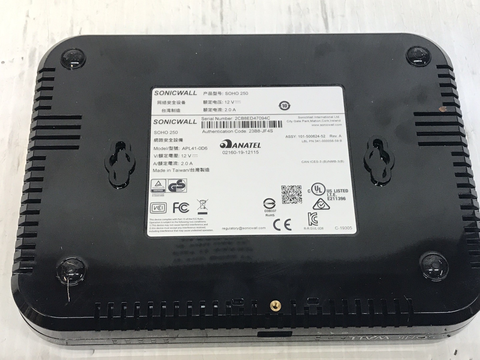 SonicWall SOHO 250 USED Original BOX *READ*