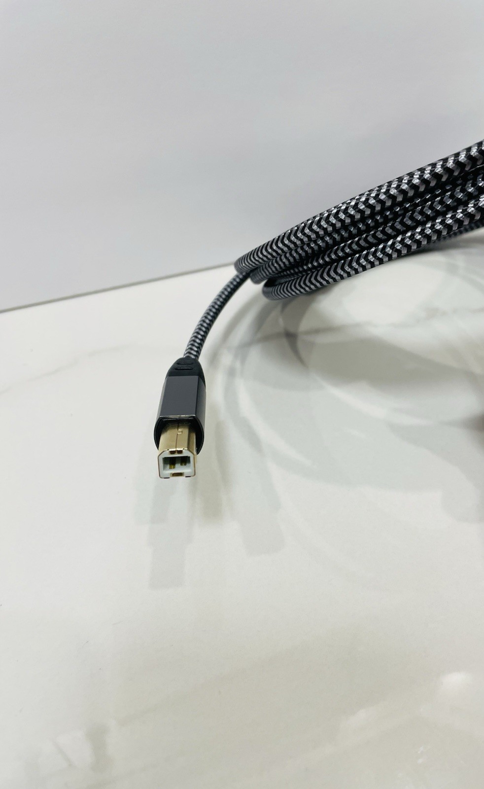 Lightning To Midi Cable 15 Ft High Quality Audio Cables