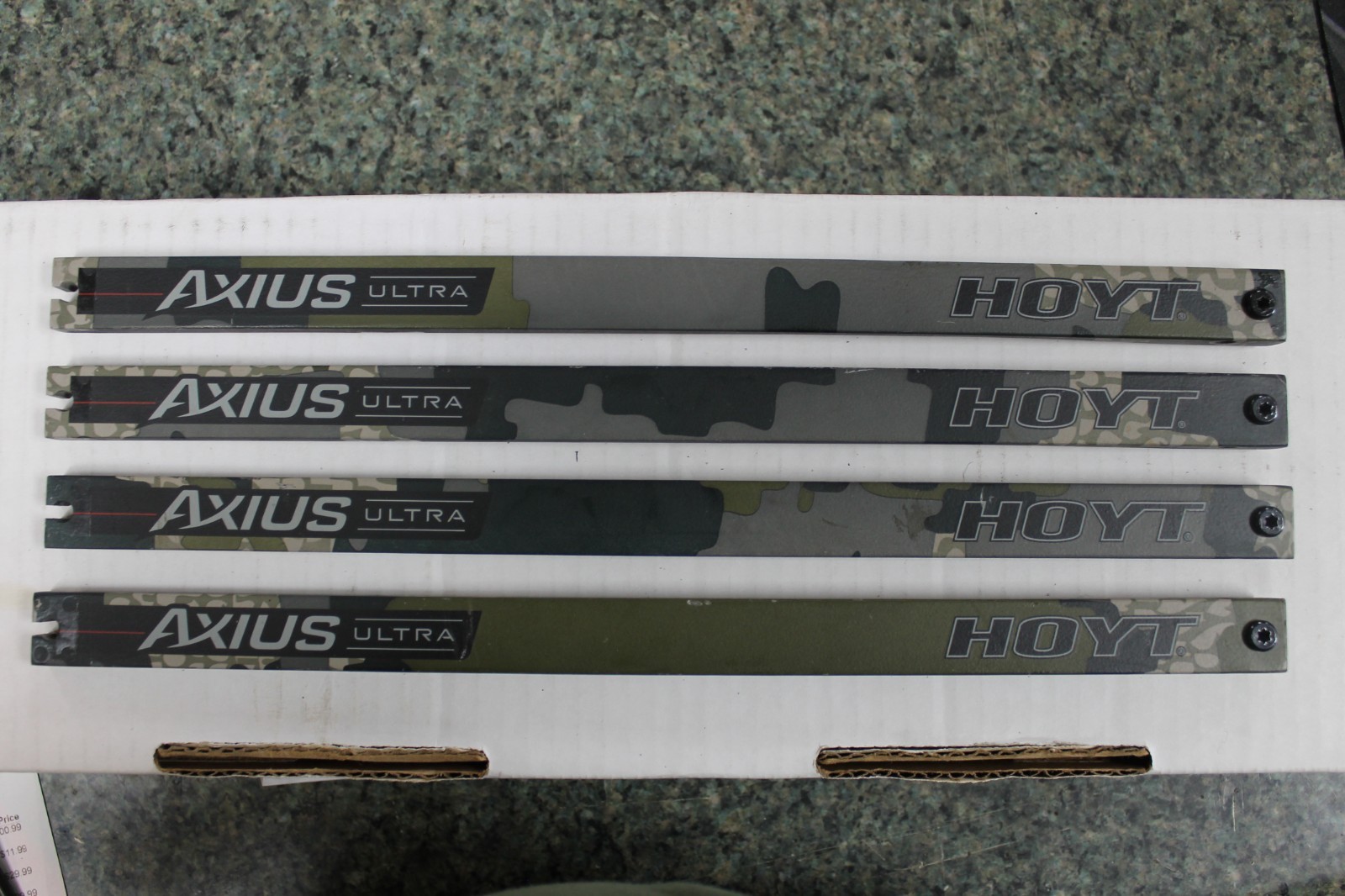 Hoyt Axius Ultra Limbs - Kuiu Verde - 60# - #2 Cam