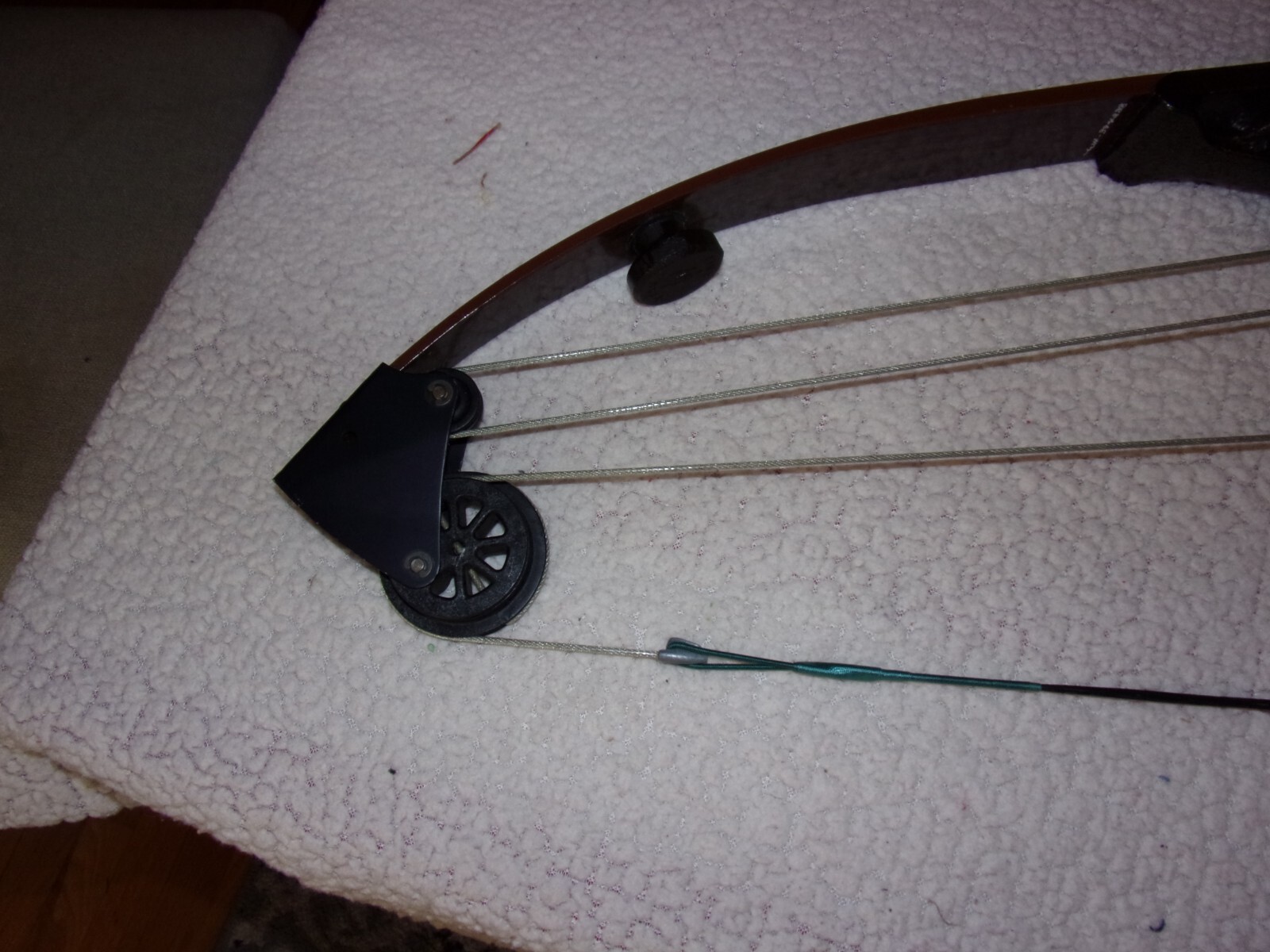 Bear Whitetail Hunter Right Hand Compound Bow