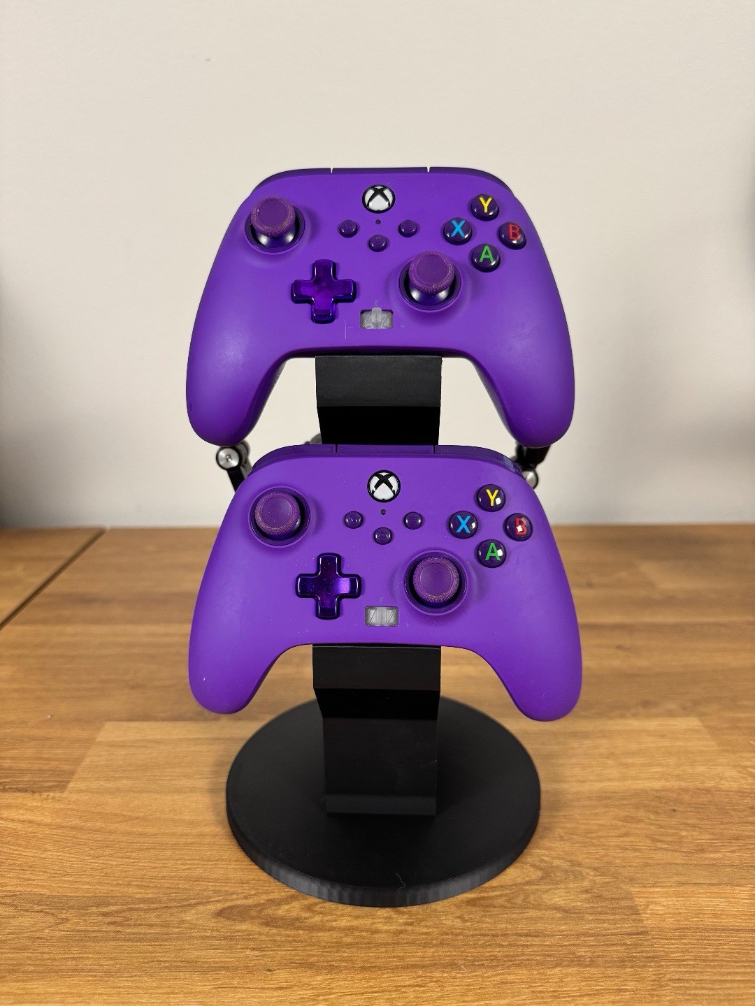 Xbox Series X|S Black Controller Headset Stand Plastic Mount