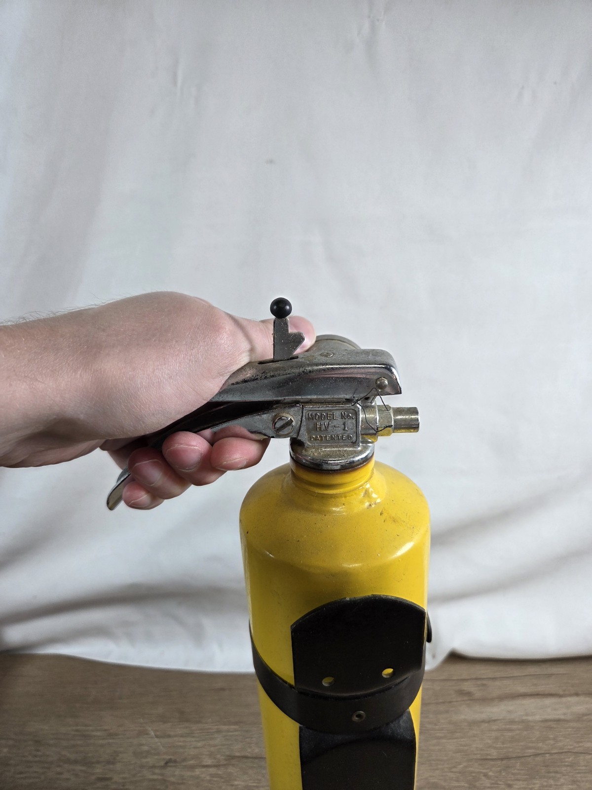 Yellow Fire Extinguisher HV-1 ABC ALL CLASS