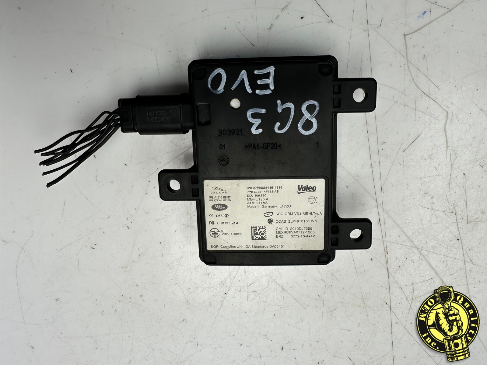 2014-2017 LAND RANGE ROVER EVOQUE LR4  REAR BLIND SPOT RADAR SENSOR EJ3214F152AB