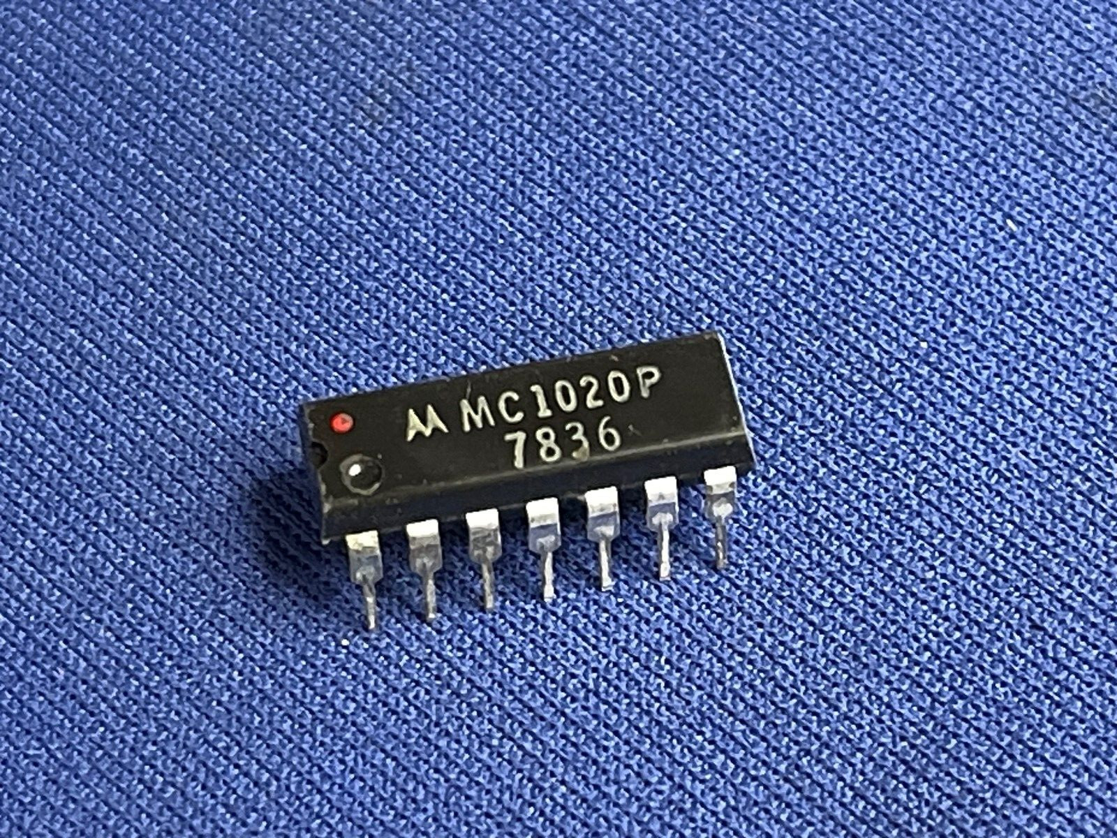 MC1020P MOTOROLA VINTAGE 1978+ 14-PIN DIP COLLECTIBLE BRAND NEW RARE! NEW QTY-1