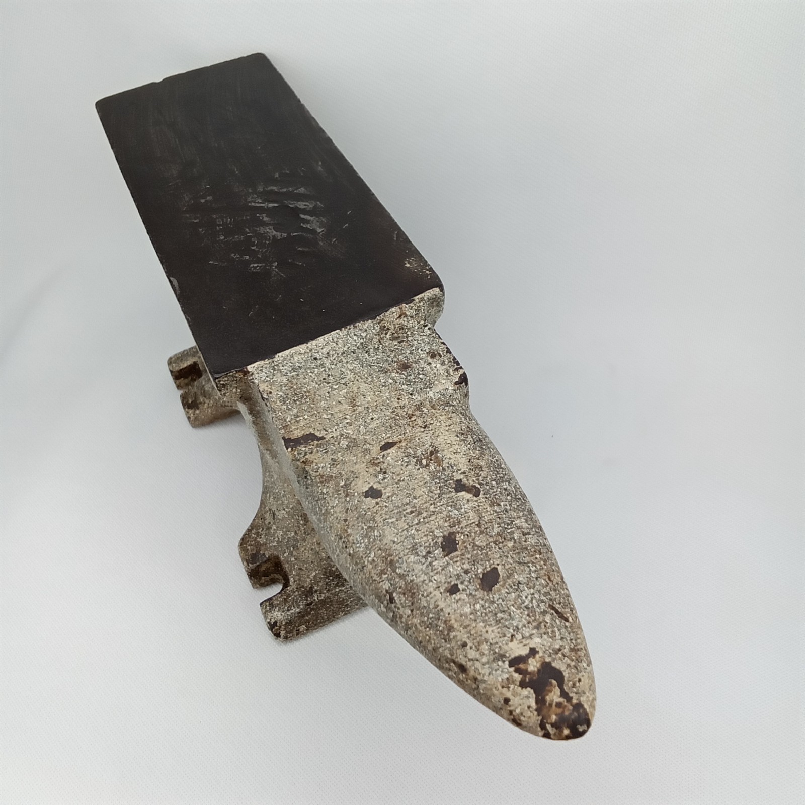 Antique Tool 1800s Blacksmith 7 Pound Gray Cast Iron Anvil