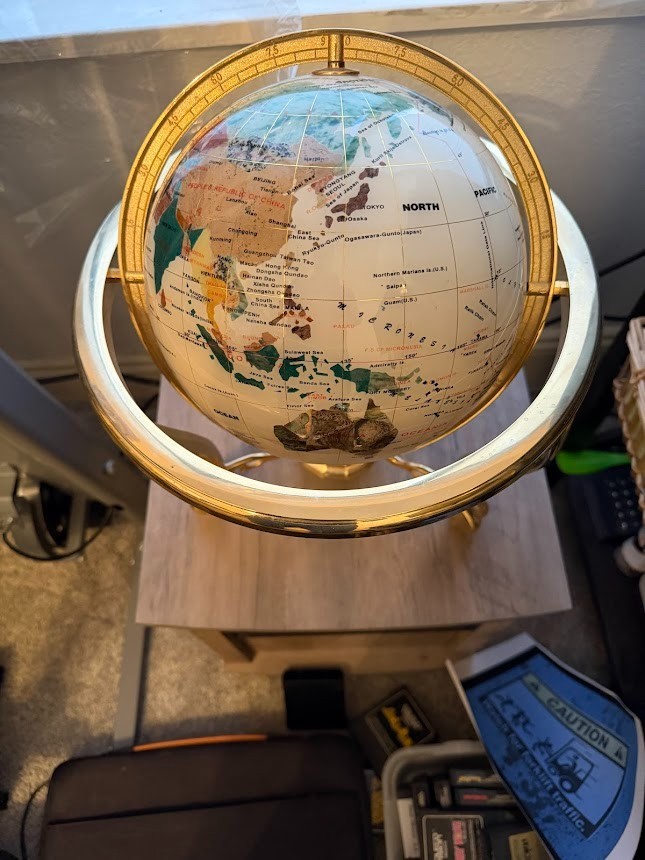 13" pearl ocean Gold 3- leg table stand Gem MOP Gemstone World MAP globe