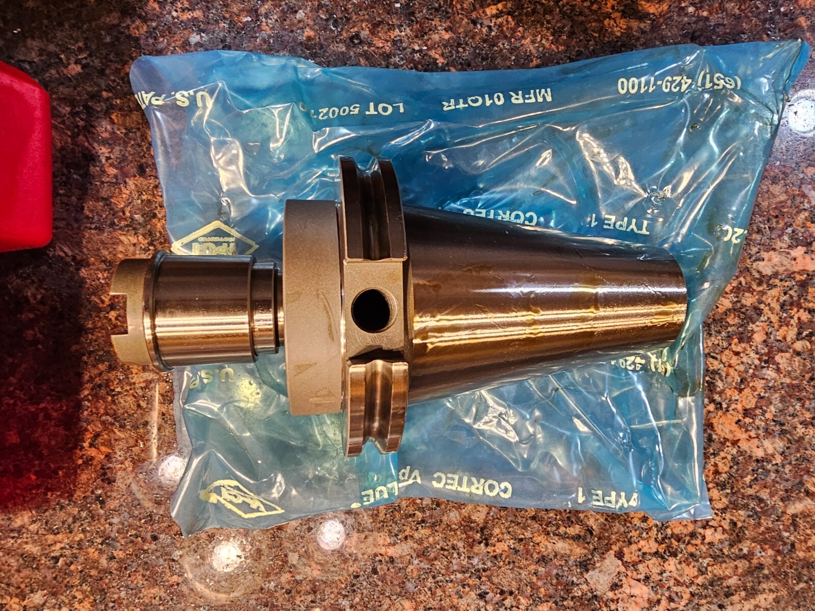 New COMMAND D6P2-8002 DIN50 Rigid Tap Holder  Free Shipping