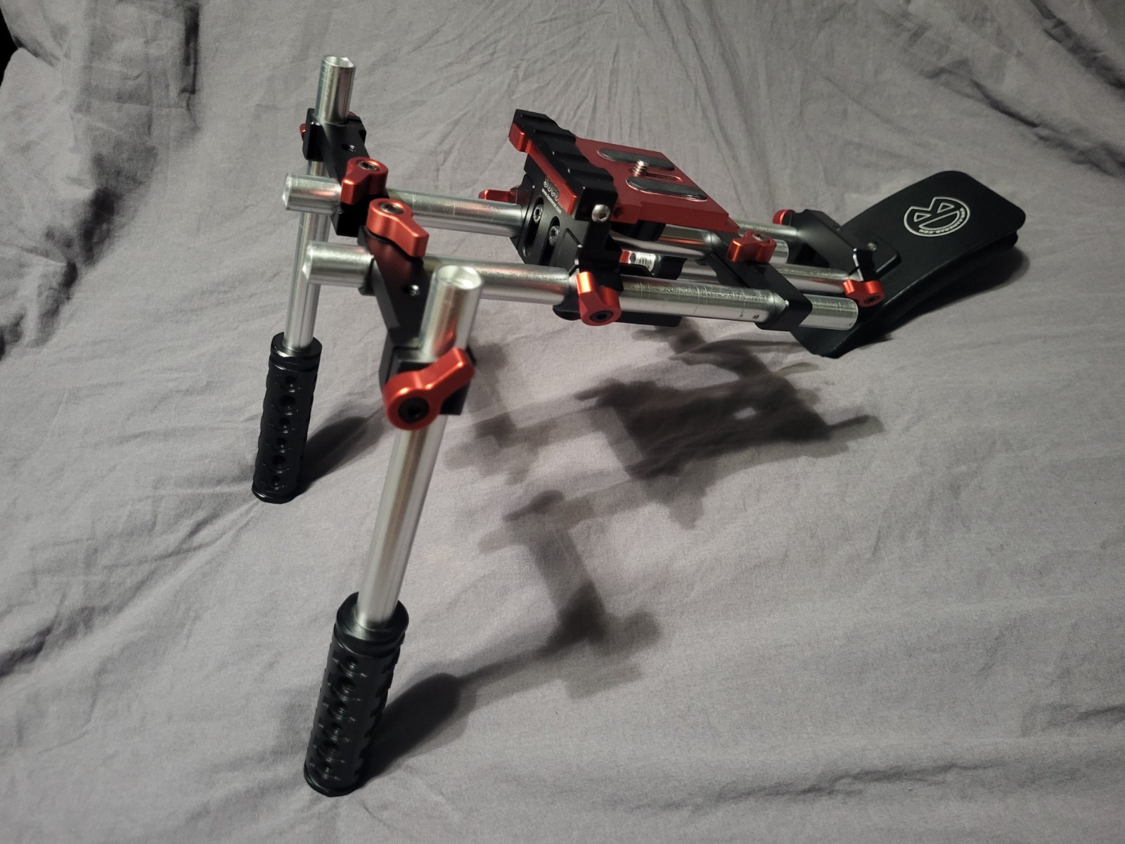 Kamerar  15mm Rail DSLR Shoulder Rig