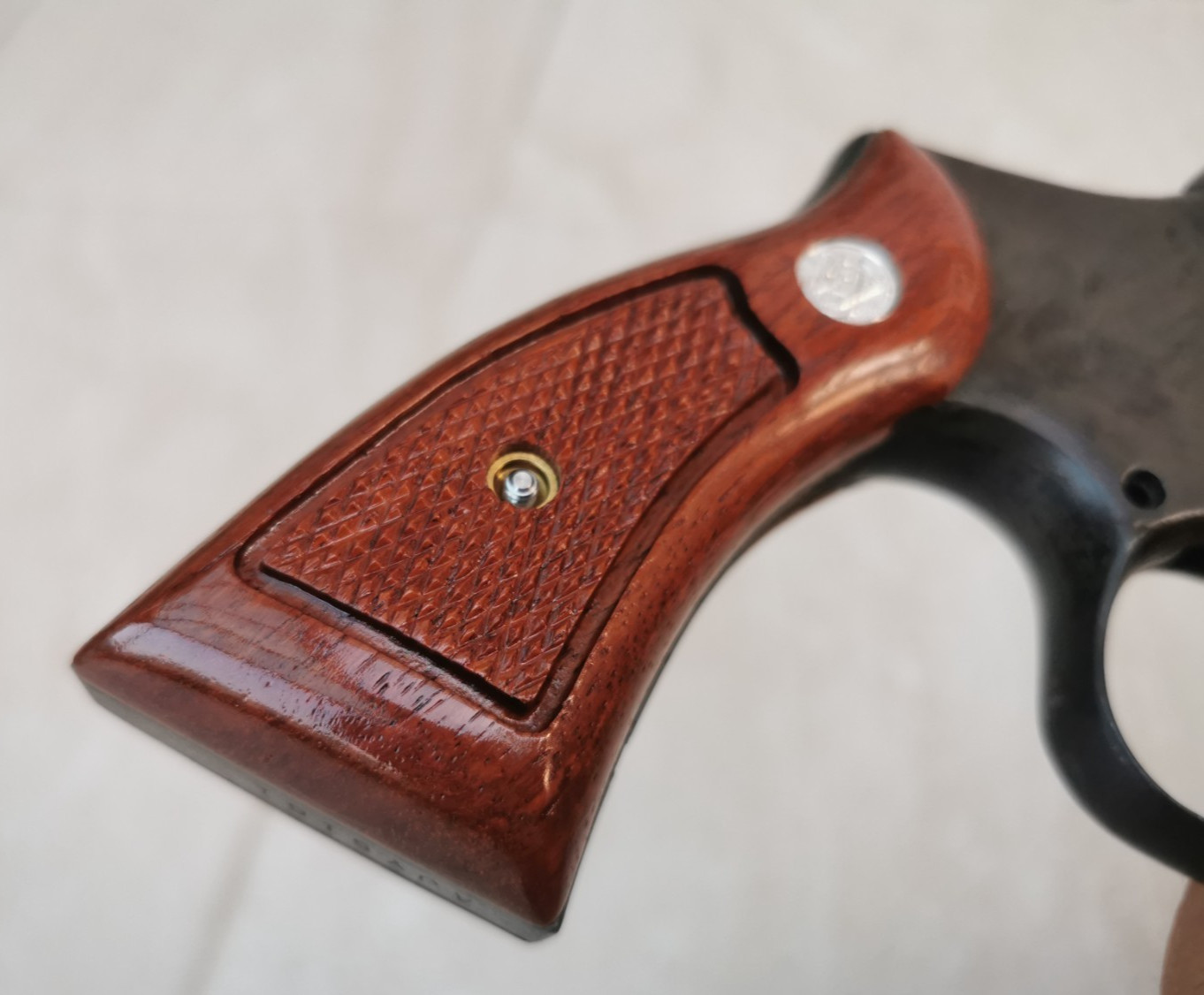 RETRO MAGNA GRIPS FOR S&W K/L FRAME SQUARE BUTT SMITH & WESSON # RANDOM 3
