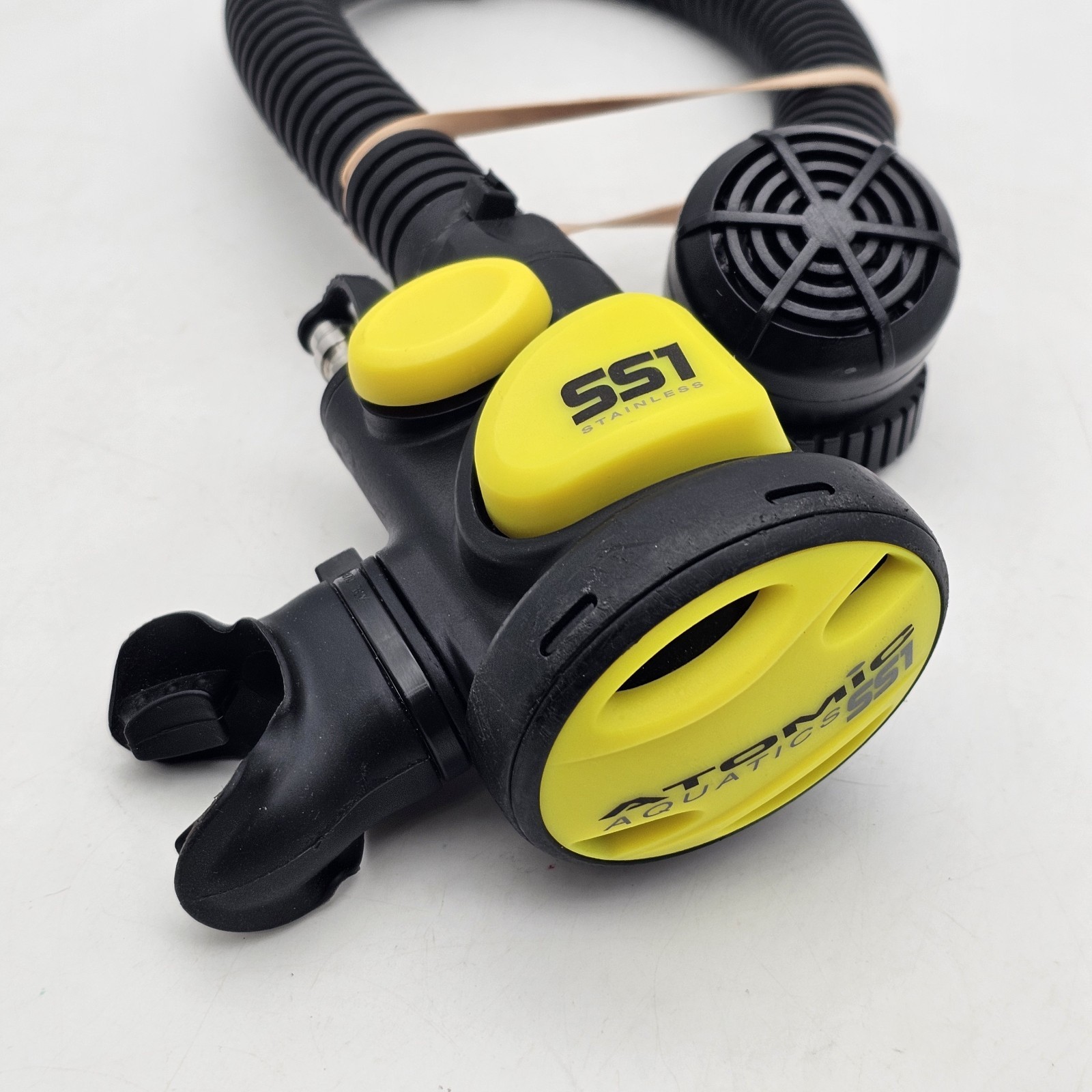 Atomic Aquatics SS1 Stainless Safe Second - Octo/Inflator - Yellow.