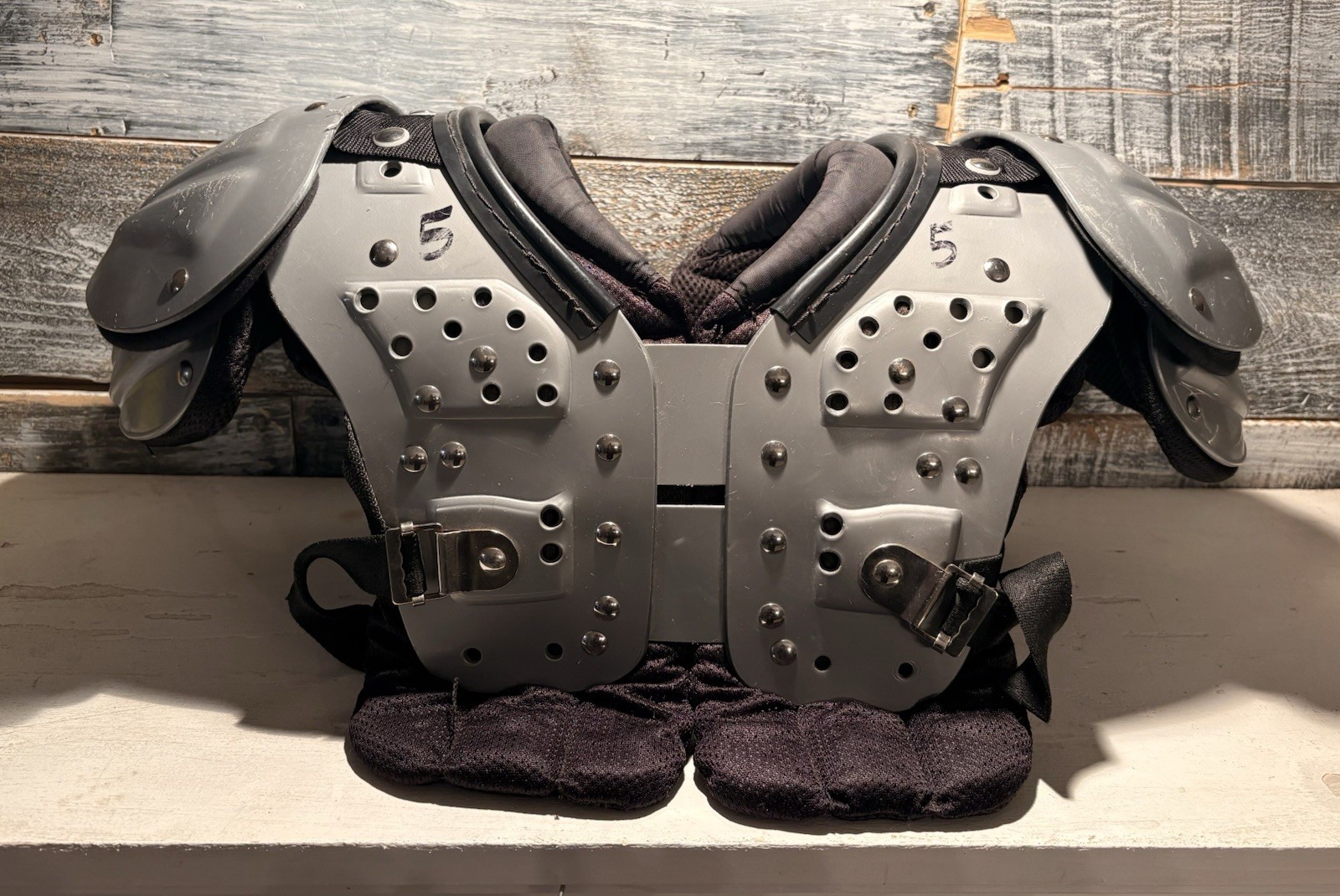 Schutt Youth Flex 80005 28”-30” Small 12”-13” Football Shoulder Pads - Gray