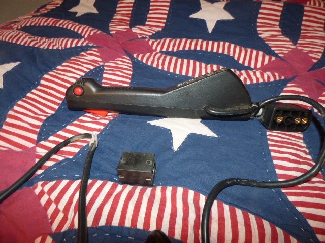 Hand Control Assembly for the Zinger Power Wheelchair– WORKS GOOD