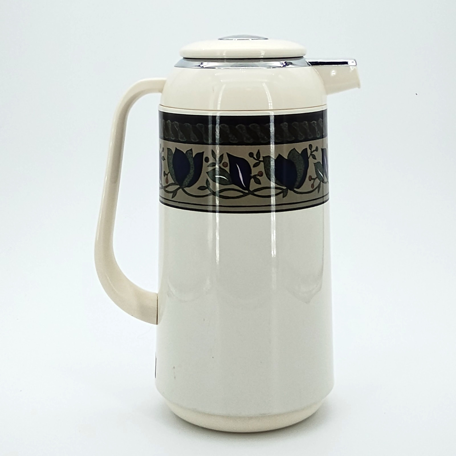 Mikasa Arabella FW001 008 Plastic Thermos Coffee Carafe with Lid White