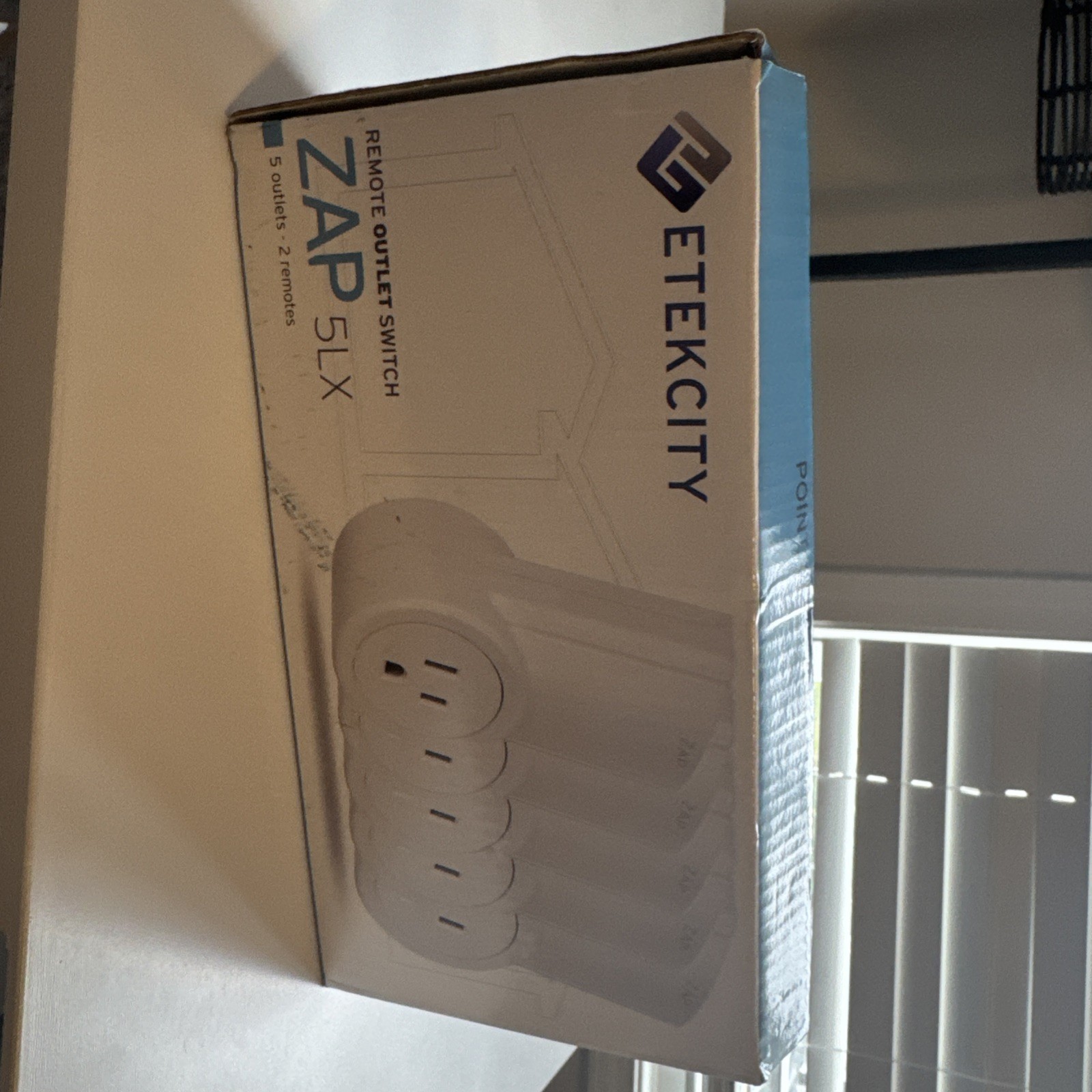 Etekcity ZAP 5LX Remote Outlet Switch 5 Outlets & 2 Remotes Batteries Included