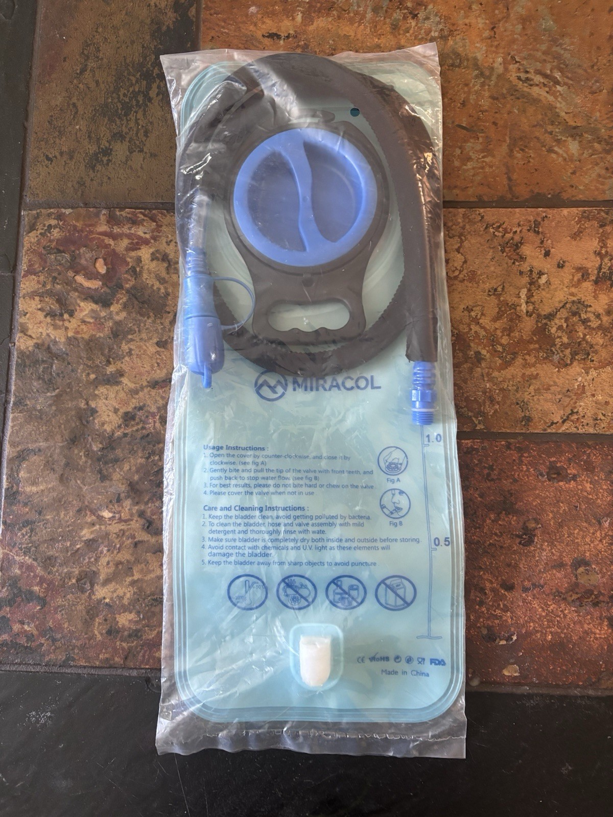 NEW Miracol Hydration Bladder With Hose Sealed Packaging