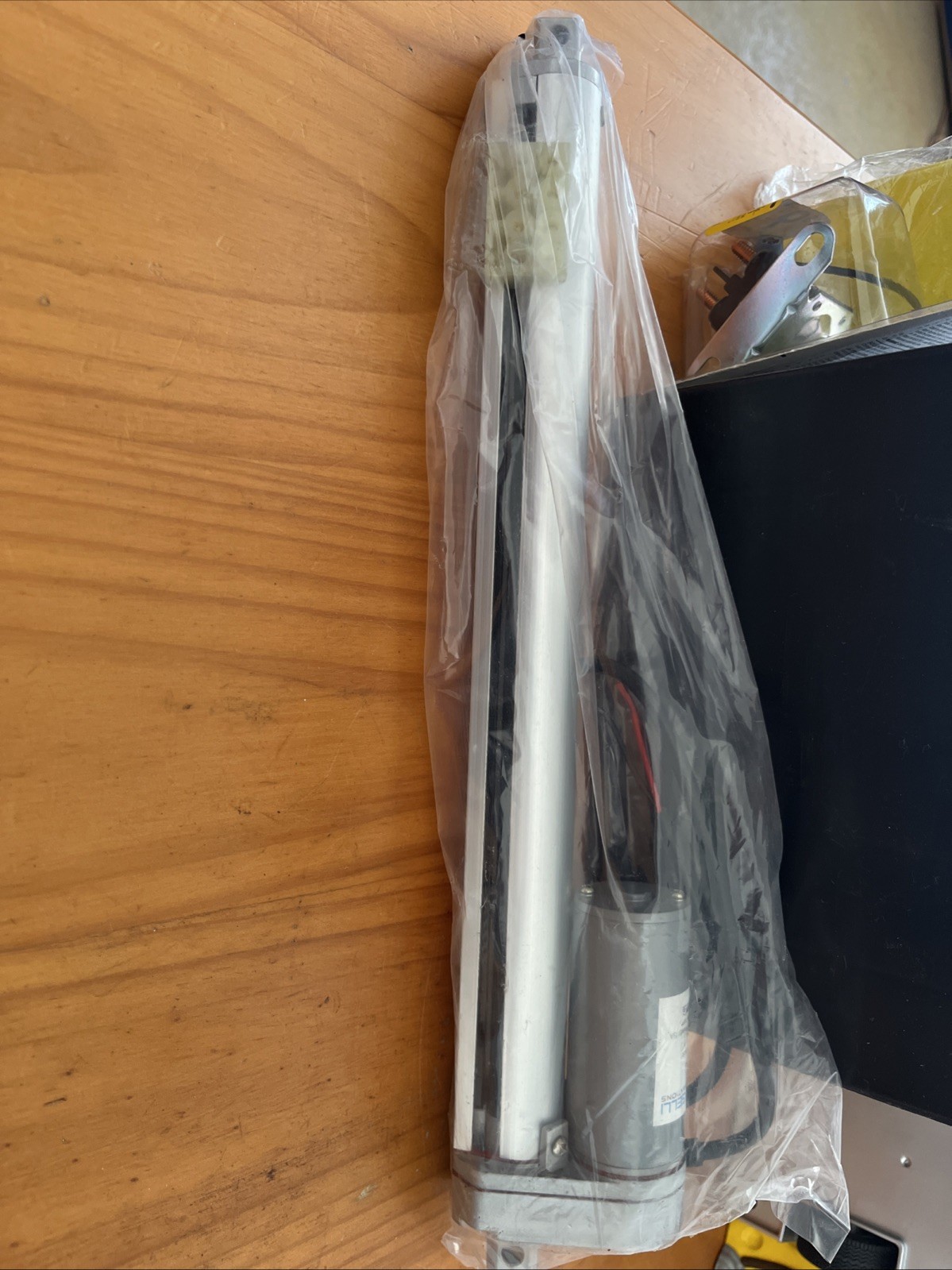 FA Firgelli Automation FA-TR-35-12-10" Mini Track Linear Actuator e5