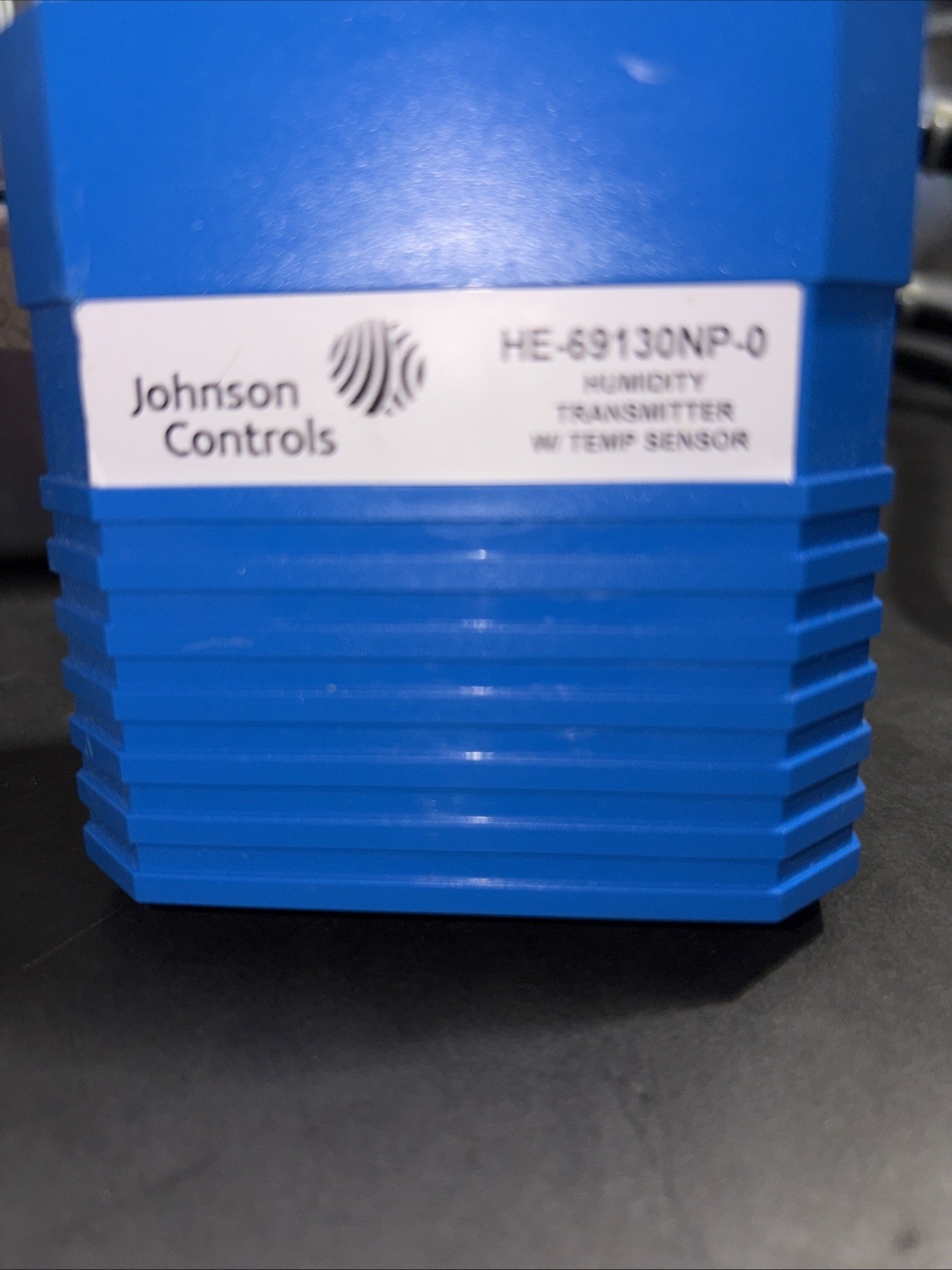Johnson Controls HE – 6913ONP – 0 Humidity Transmitter With Temperature Sensor