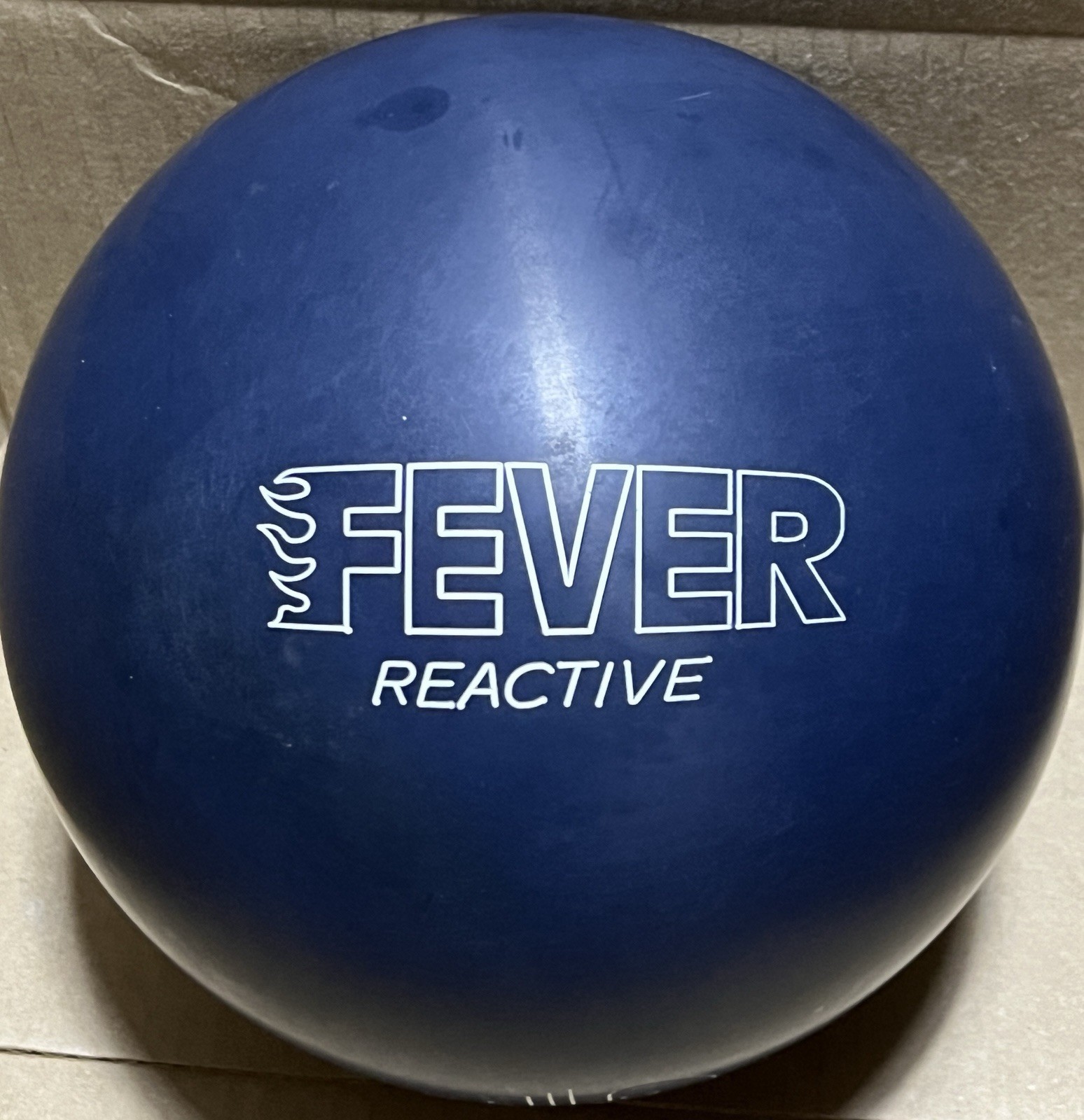 Columbia 300 Fever Navy Reactive 15 lb Bowling Ball New in Box USA Made in 1998