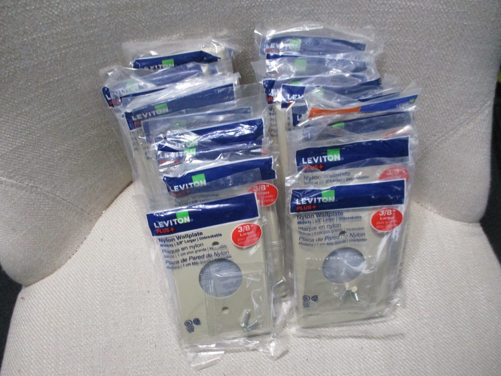 30 Leviton Ivory Round 1-Gang Outlet Midway 3/8" Larger Nylon Wallplate New