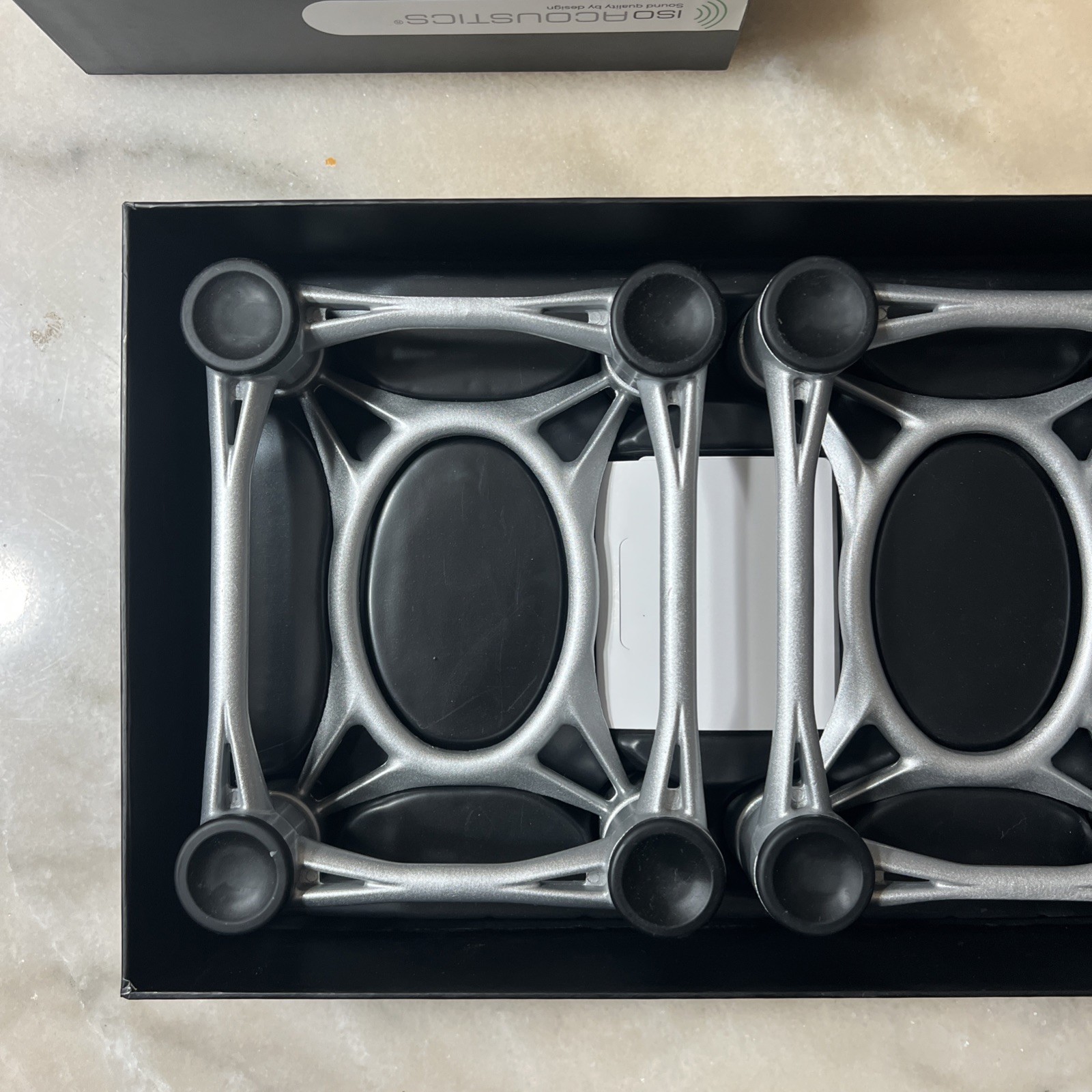 IsoAcoustics Aperta Speaker Stands Aluminum