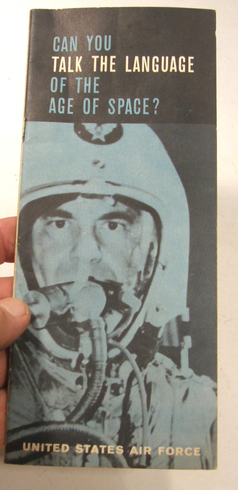 VINTAGE c1960 USAF 23 PG PAMPHLET GLOSSARY OF SPACE AGE WORDS PHRASES SPACE RACE