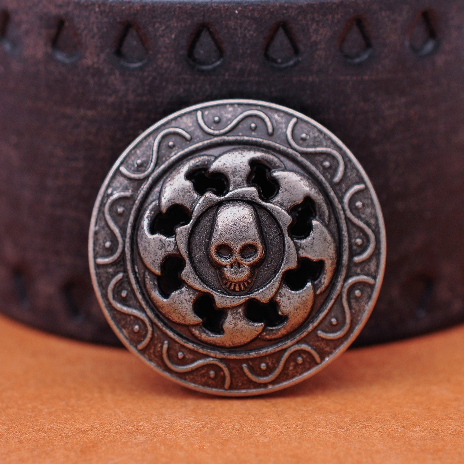 10PCS 3CM ANTIQUE SILVER WESTERN WHEELS SKULL RIVETBACK SADDLES DECOR CONCHOS