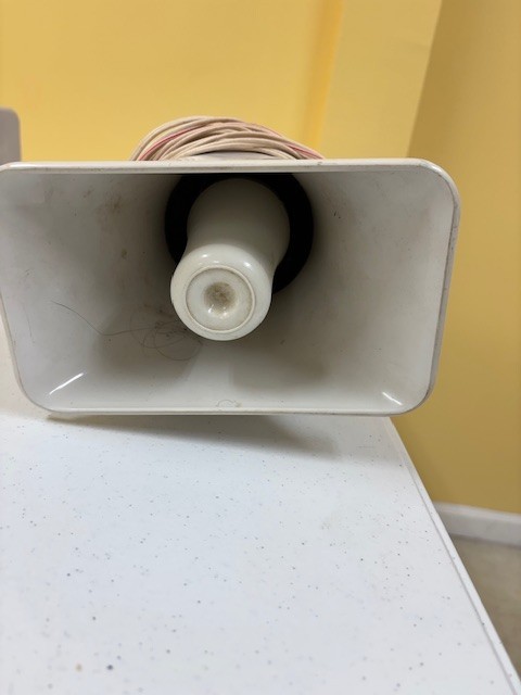 The Universal Reflex Speaker SP1515