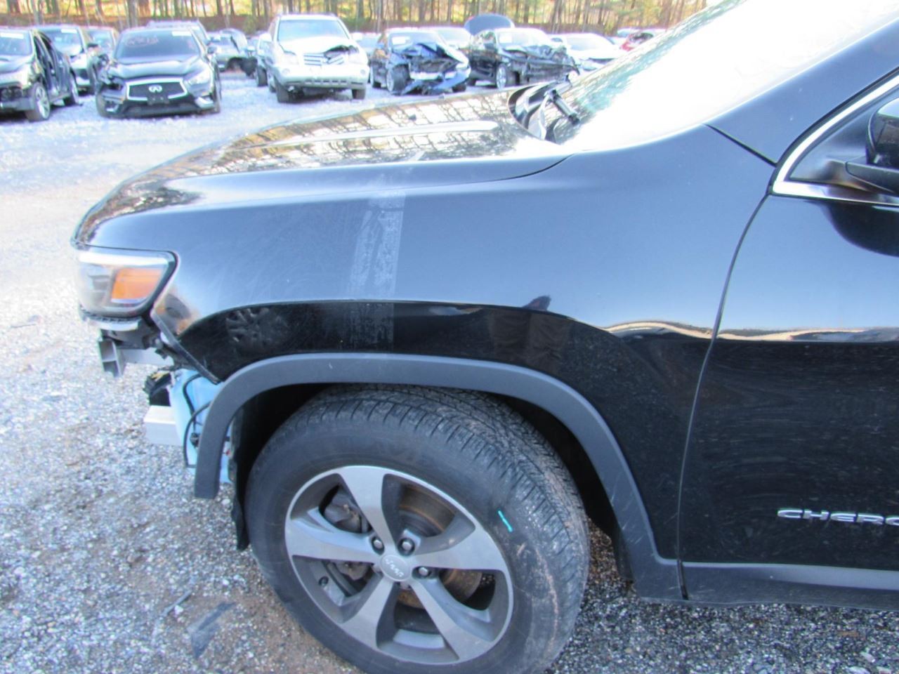 CHEROKEE 2019 Glove Box 1014889