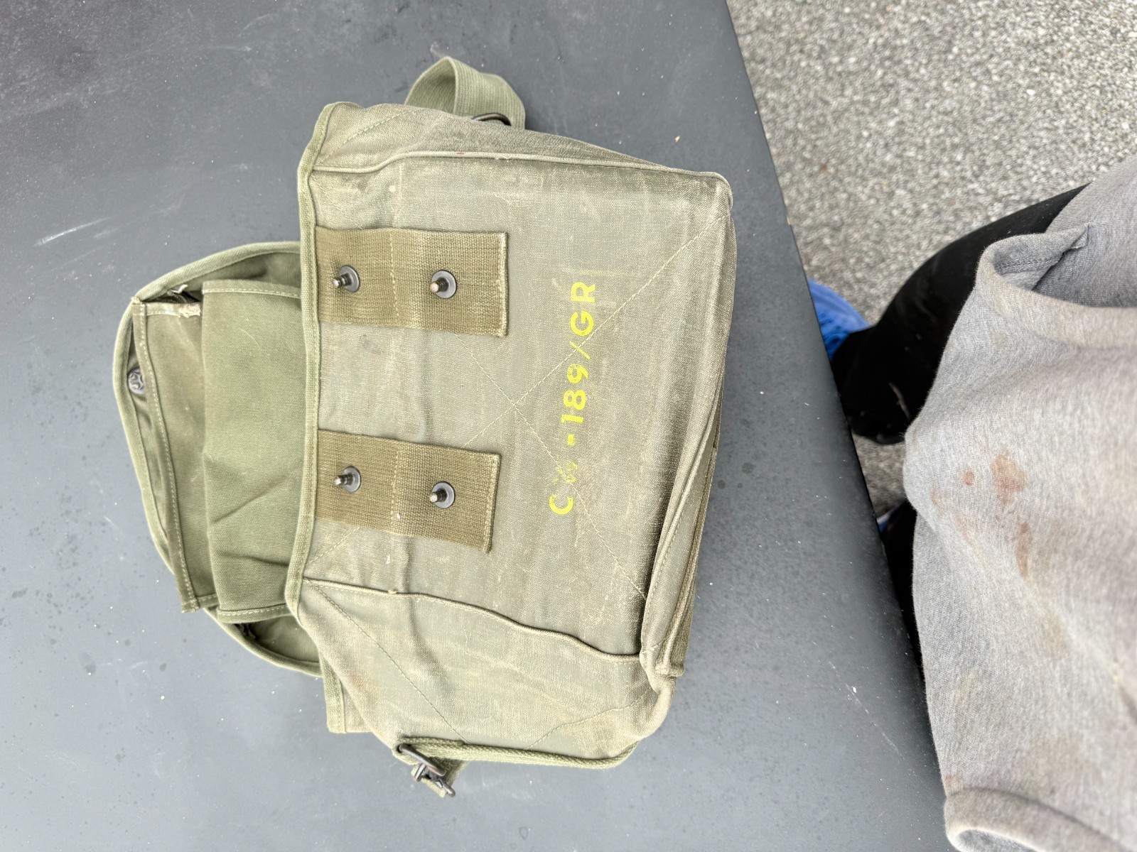 Vintage US Army Canvas Field Bag C-189 XGR Military Utility Satchel