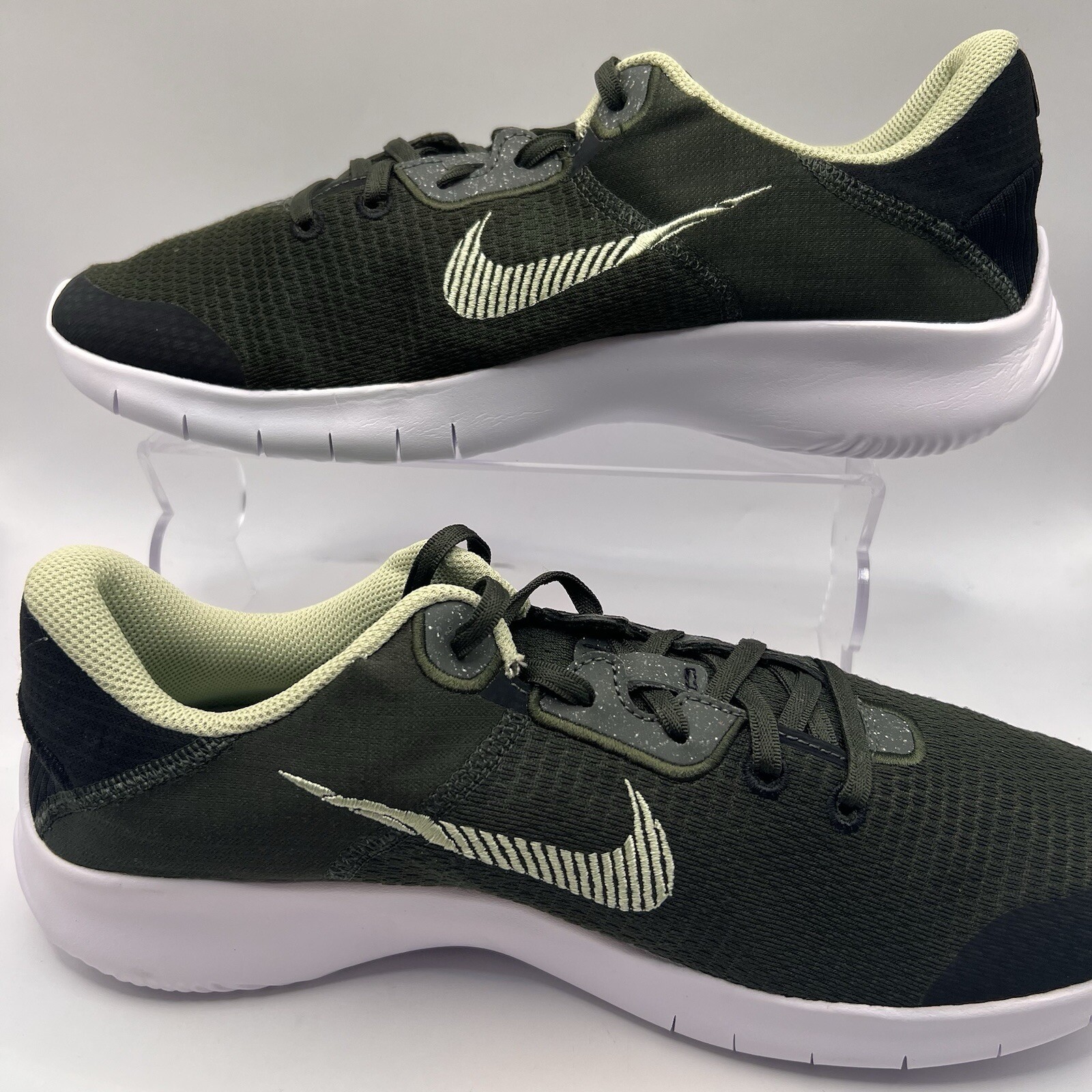 Nike Flex Experience Run 11 Next Size 9.5 Nature Black Green Shoes DD9284-700
