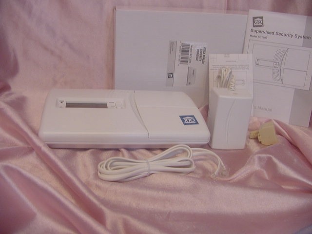 X10 SUPERVISED SECURITY SYSTEM VOICE DIALER CONSOLE MODEL SC1200 SC12A IN BOX