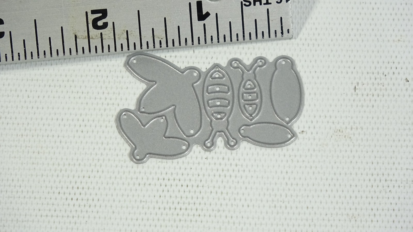 2014 Memory Box Craft Steel Die Itty Bitty Bumblebees 99028