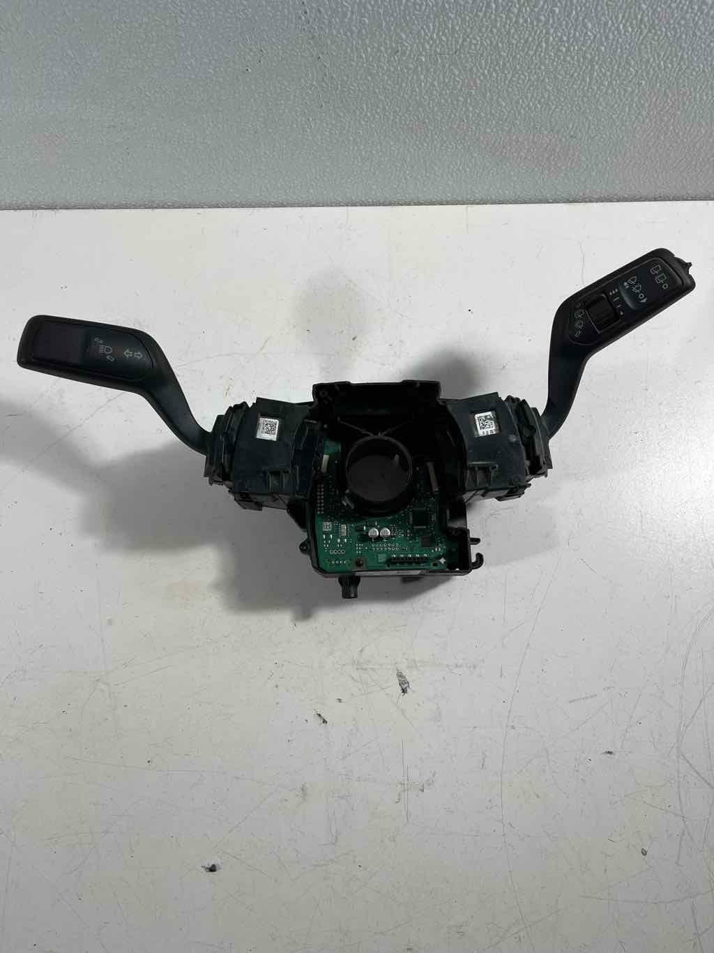 18-21 Ford Ecosport Turn Indicator Mechanism GN15-3F944-AG