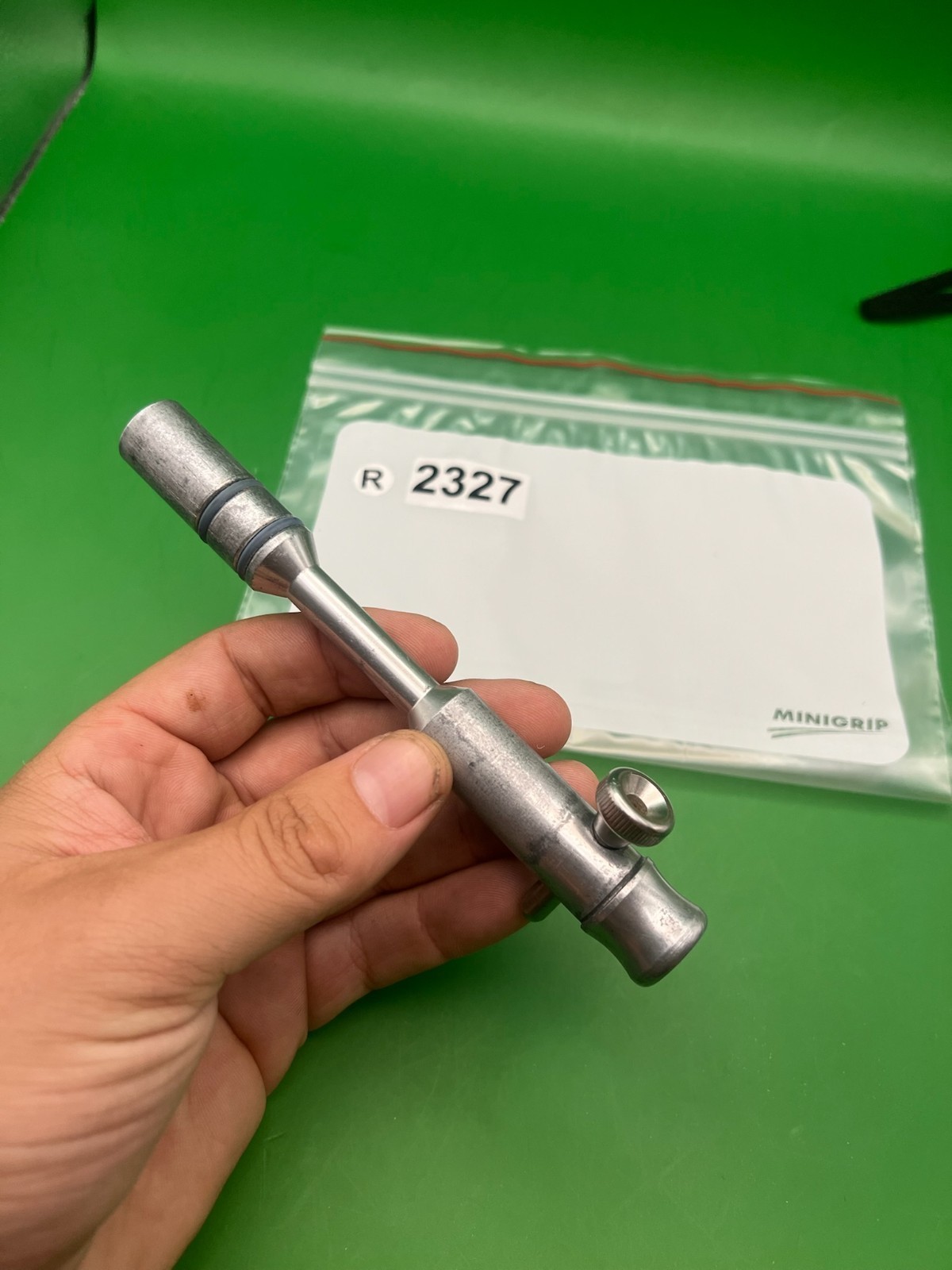 Autococker Bolt
