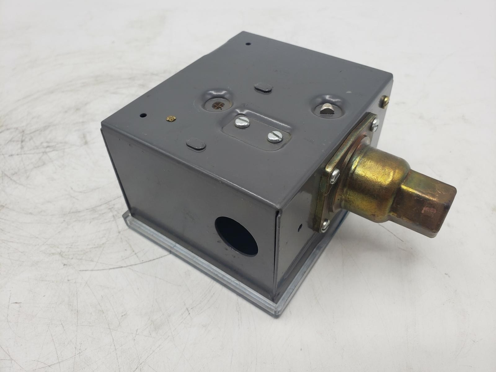 Honeywell Hi Pressure Cut-Off Adj Screw