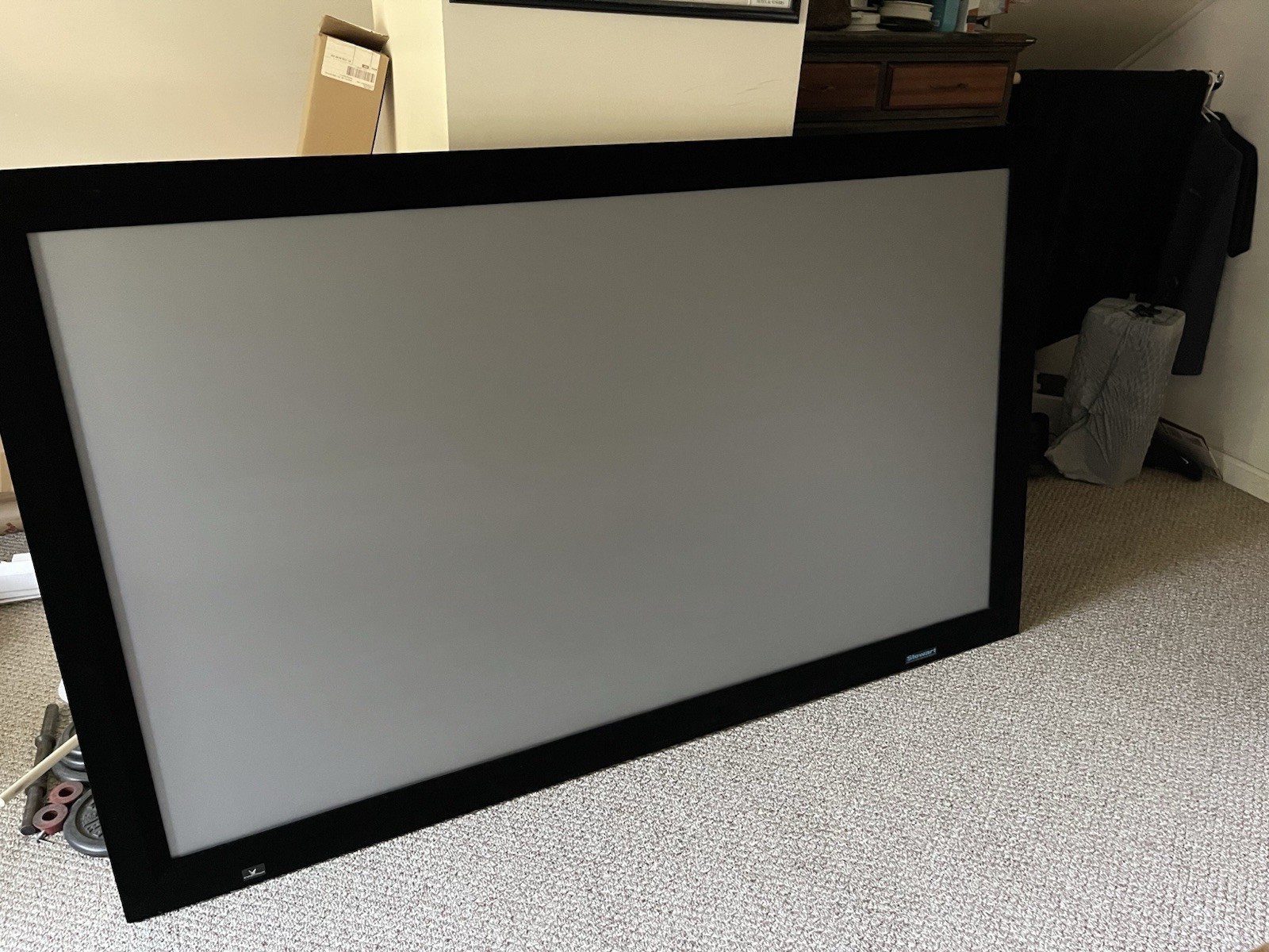 Stewart Firehawk Filmscreen 82 inches 16x9
