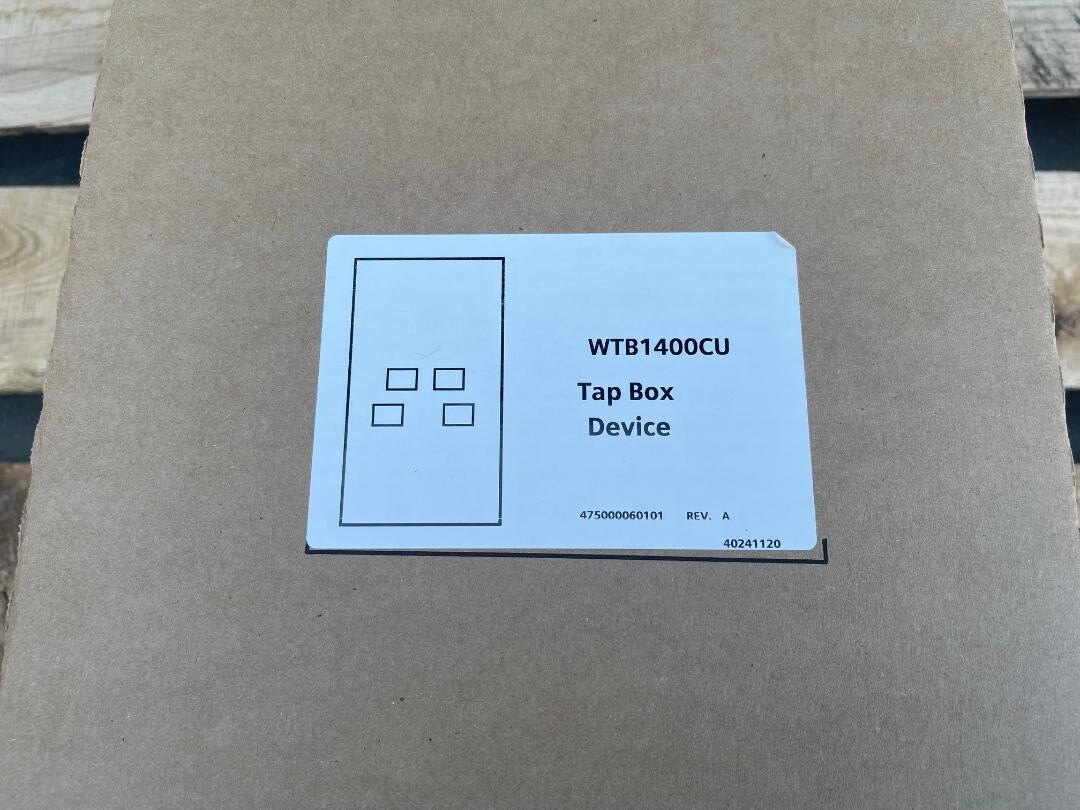 NEW SIEMENS METER STACK wtb1400CU 400amp 240V TAP BOX