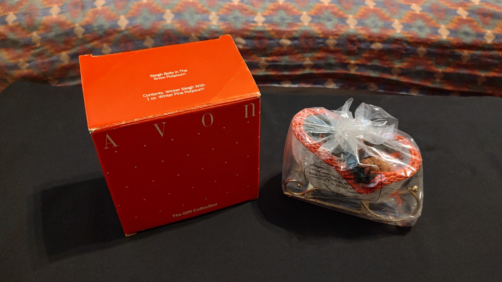 Avon Holiday Sleigh Potpourri, Sealed, Vintage Decor, 7.5", Original Box, 1991