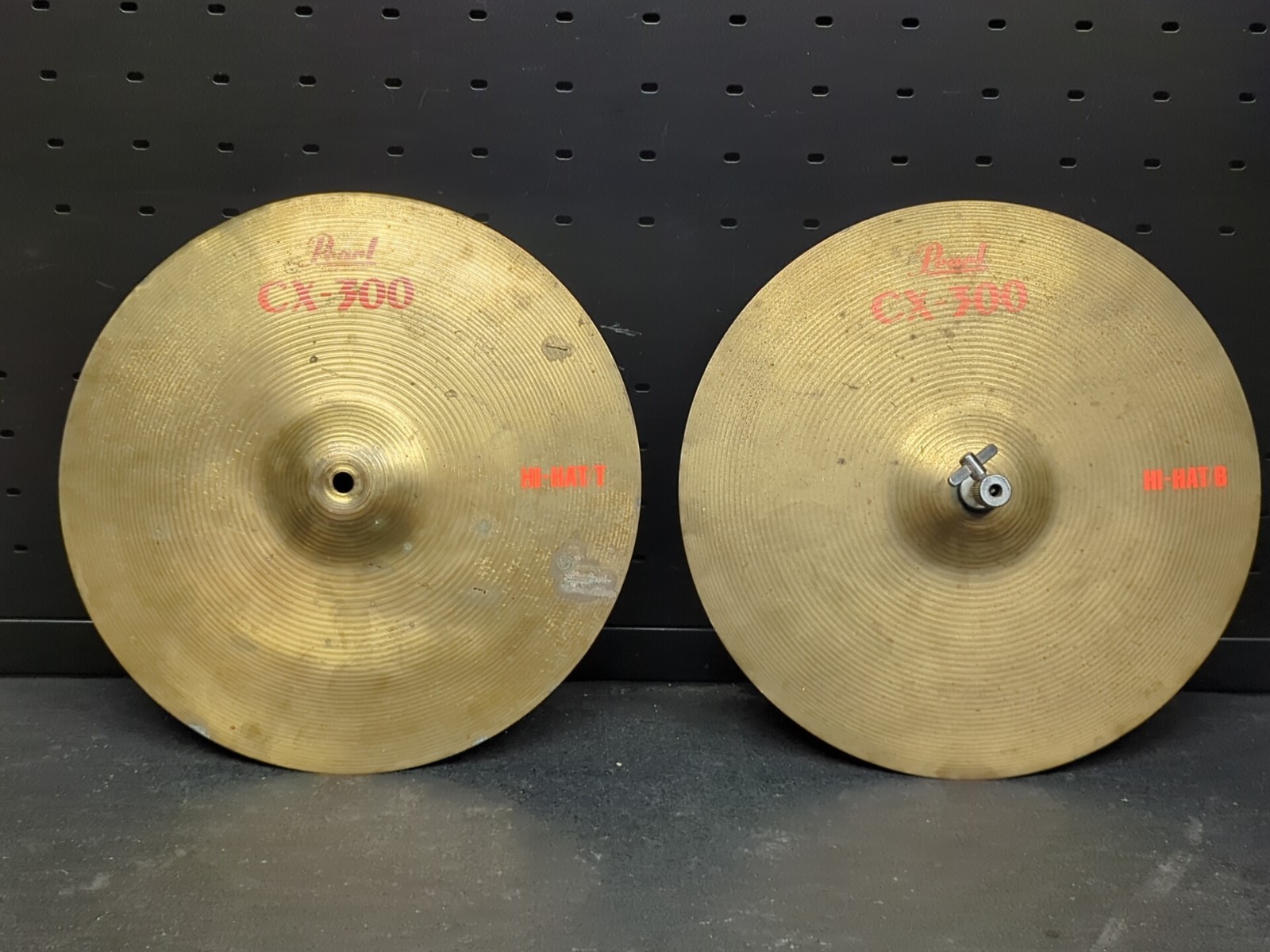 Vintage Pearl CX-300 Hi-Hat / B & T 14" Cymbal Set