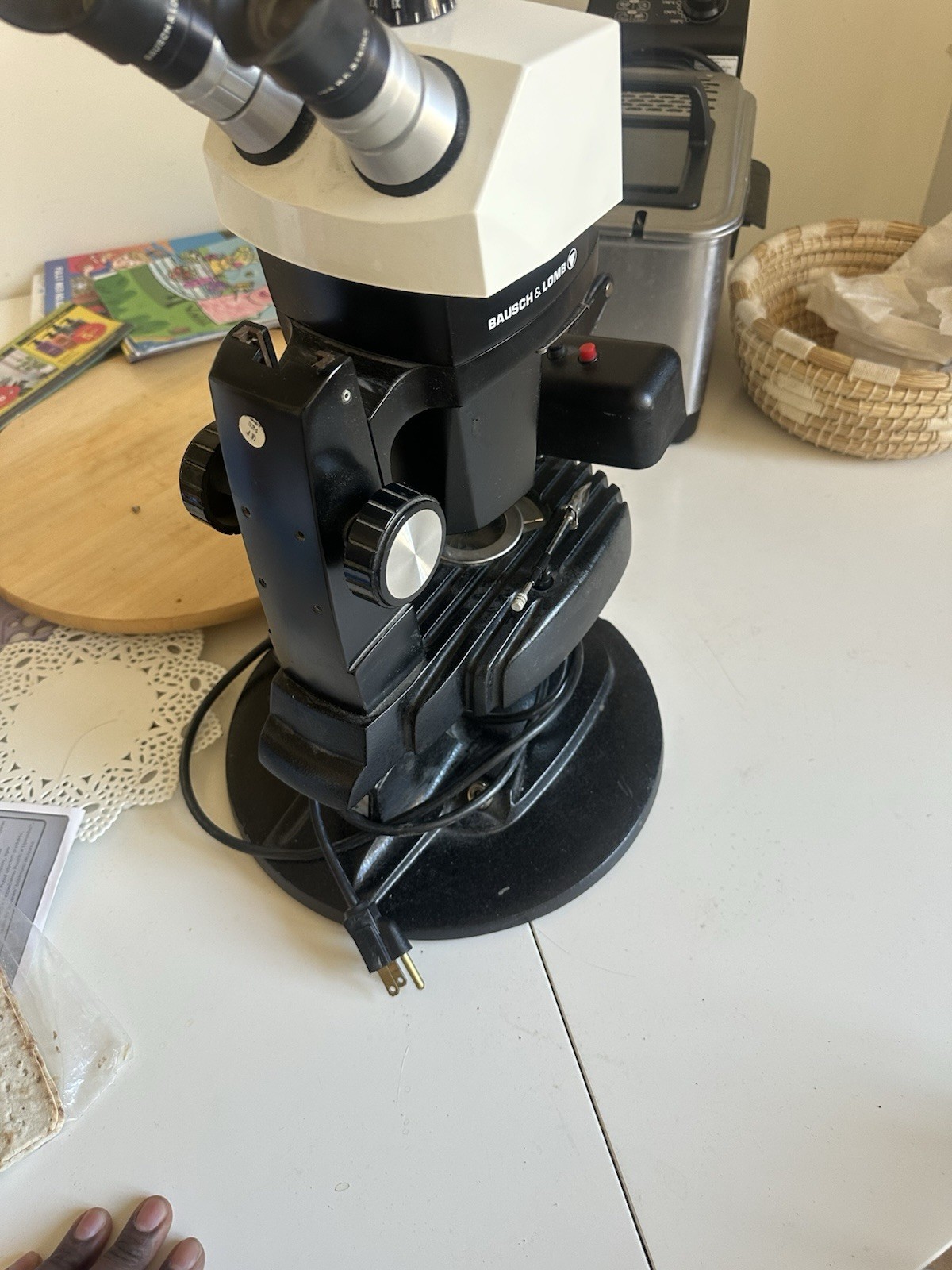 Gem Instruments Gemolite Mark V Microscope with B&L Optics – Stereo Zoom 7