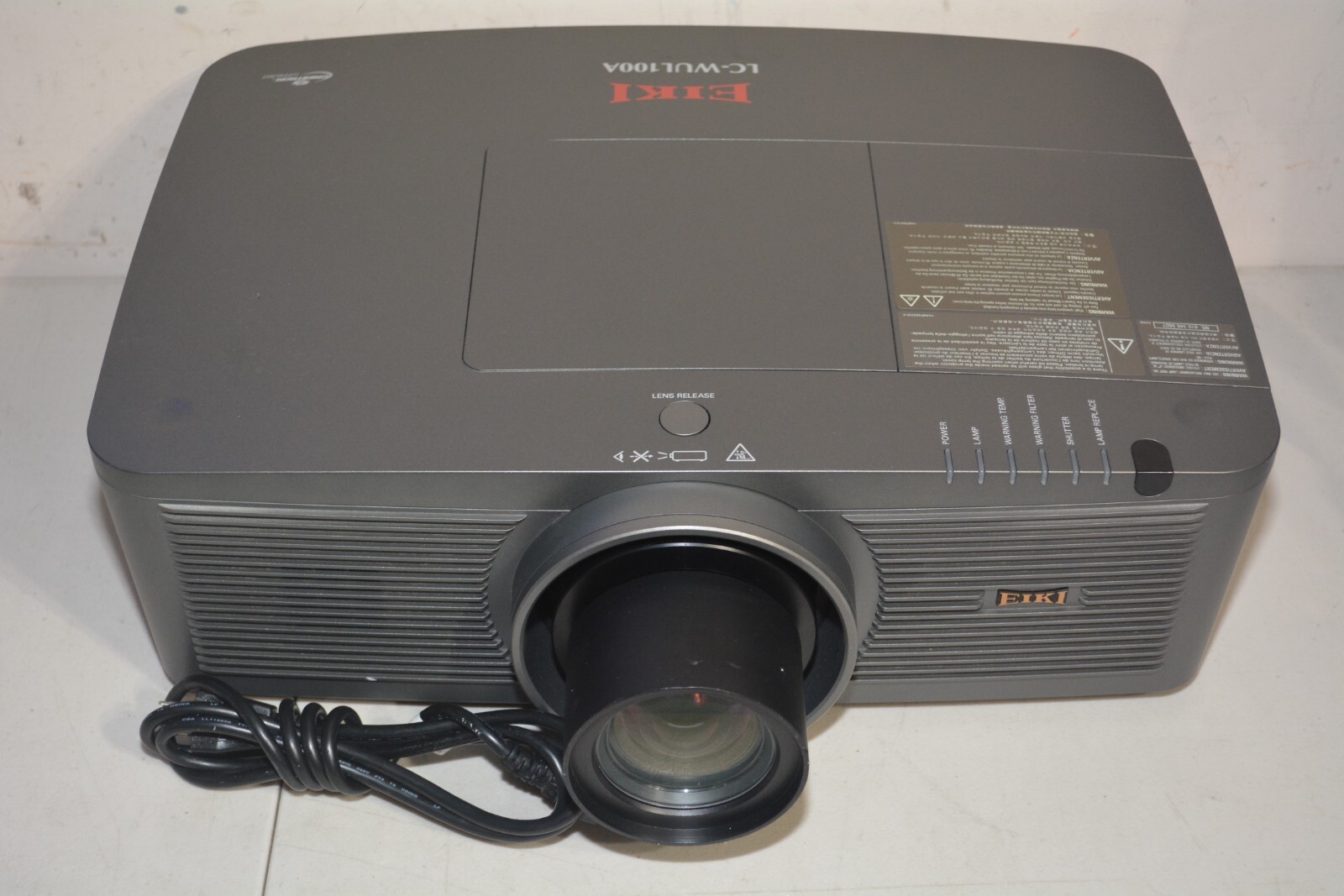 ^ Eiki LC-WUL100 3LCD Projector 5000 Lumens HDMI 1141 Lamp Hours #X314