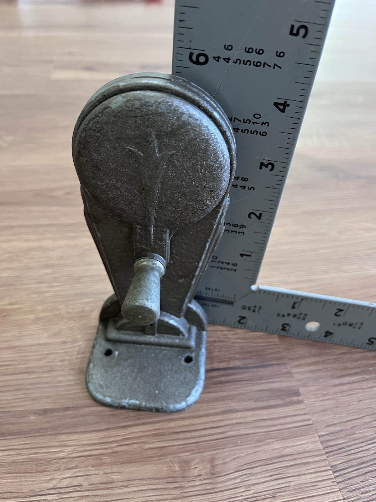 Vintage Mechanical Wizard Chicago Pencil Sharpener BASE ONLY 1900-1920 Cast-Iron