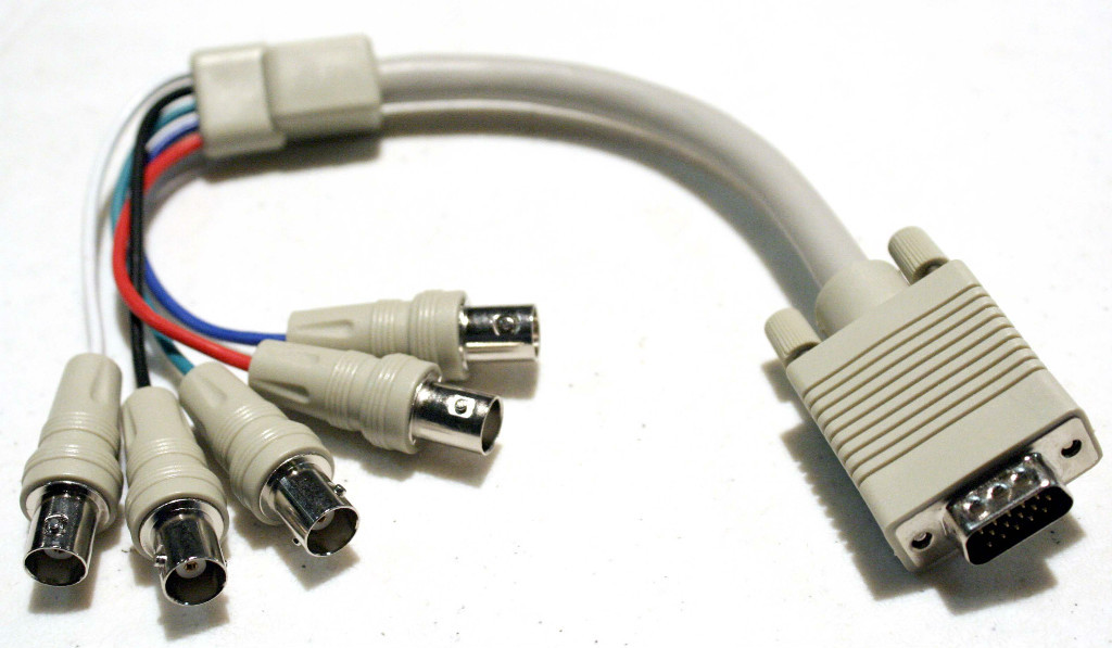 1ft. VGA Male Video to 5 x BNC British Naval Bayonet Neill Connector Cable