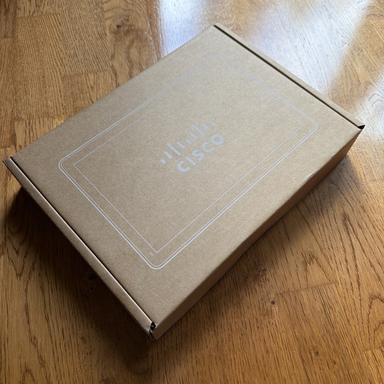 Cisco Room Navigator CS-T10-TS-L V05 w/ Table Stand TTC5-15 | New Sealed
