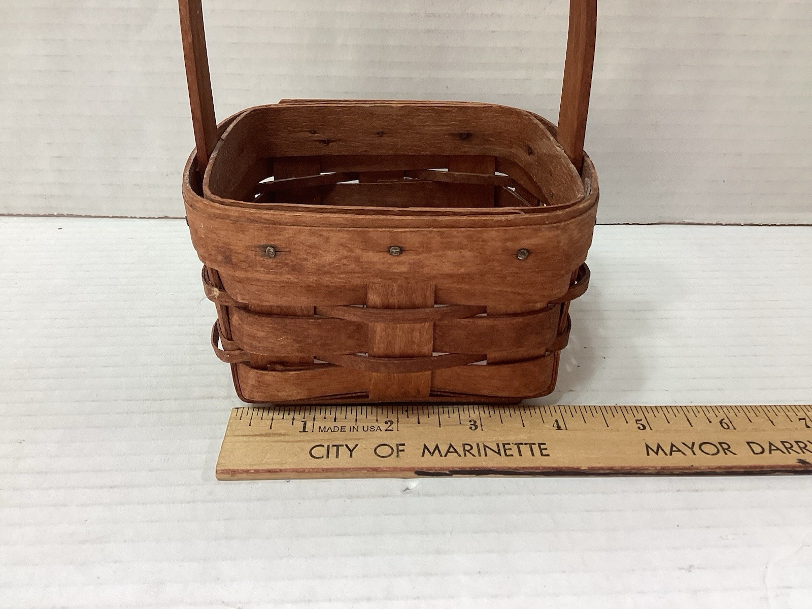 Vintage Longaberger Preowned 1991 Small Square Single Handle Basket