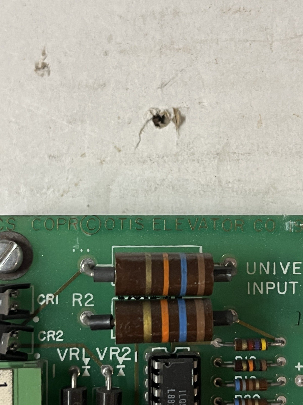 Elevator Universal Input Board Board # B8121BM