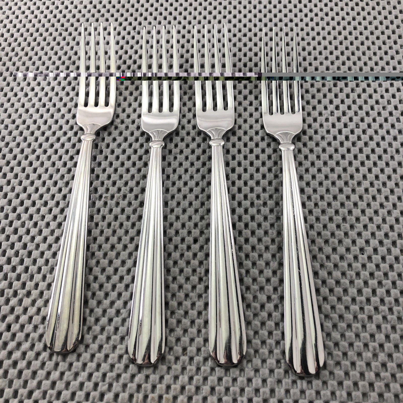 Oneida USA UNITY Stainless Flatware Pieces ~ 4 Dinner Forks